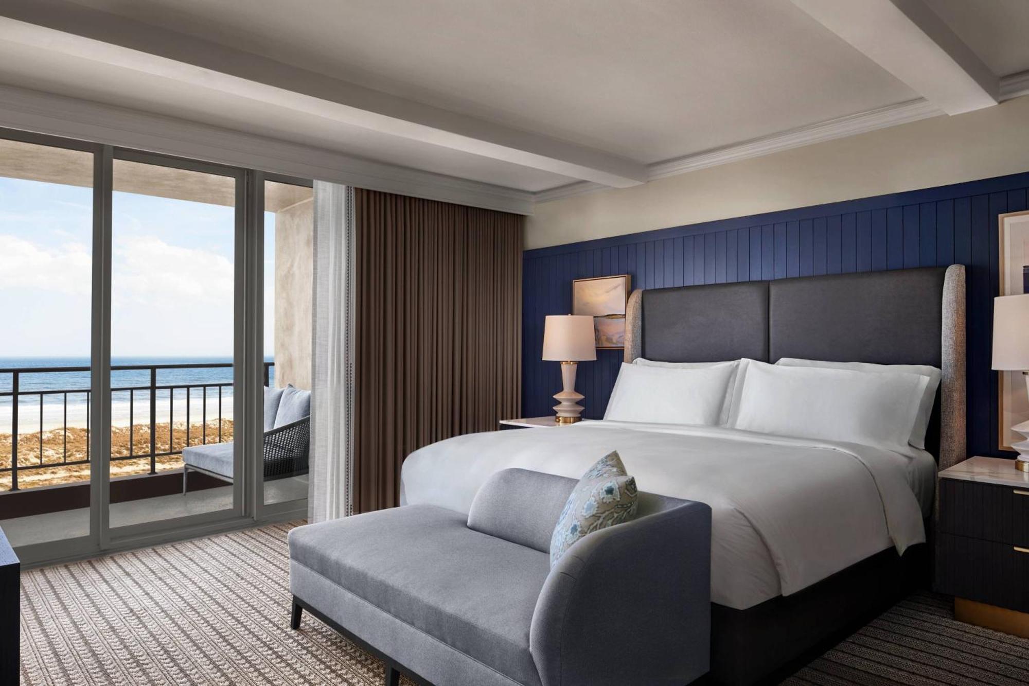 One-Bedroom King Suite with Balcony and Ocean View,1543838011:JPEG