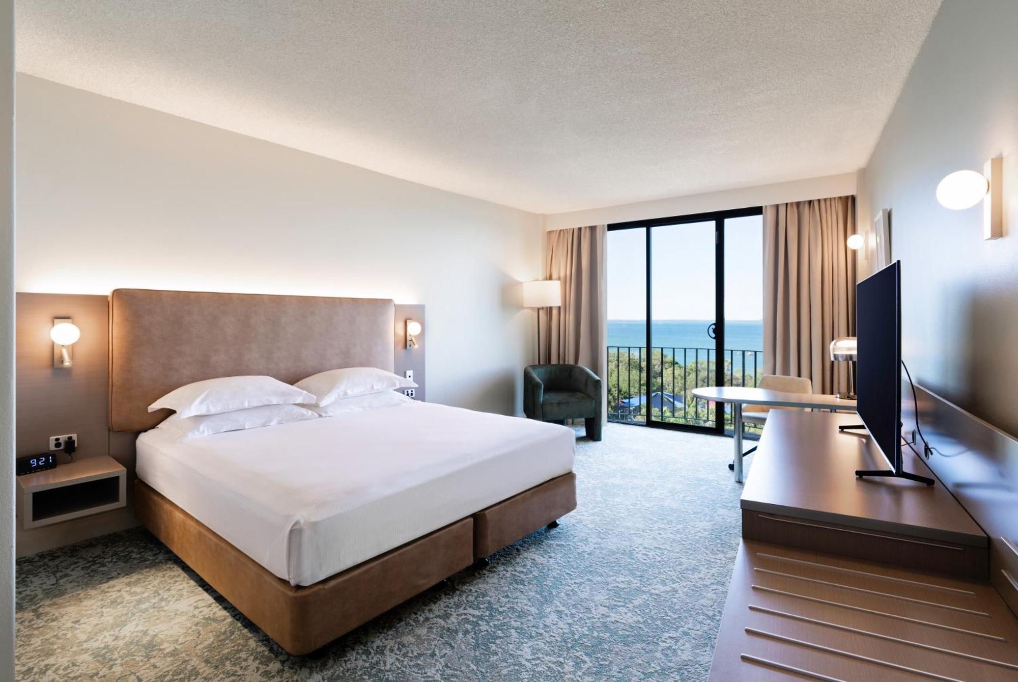 King Deluxe Room with Harbour View