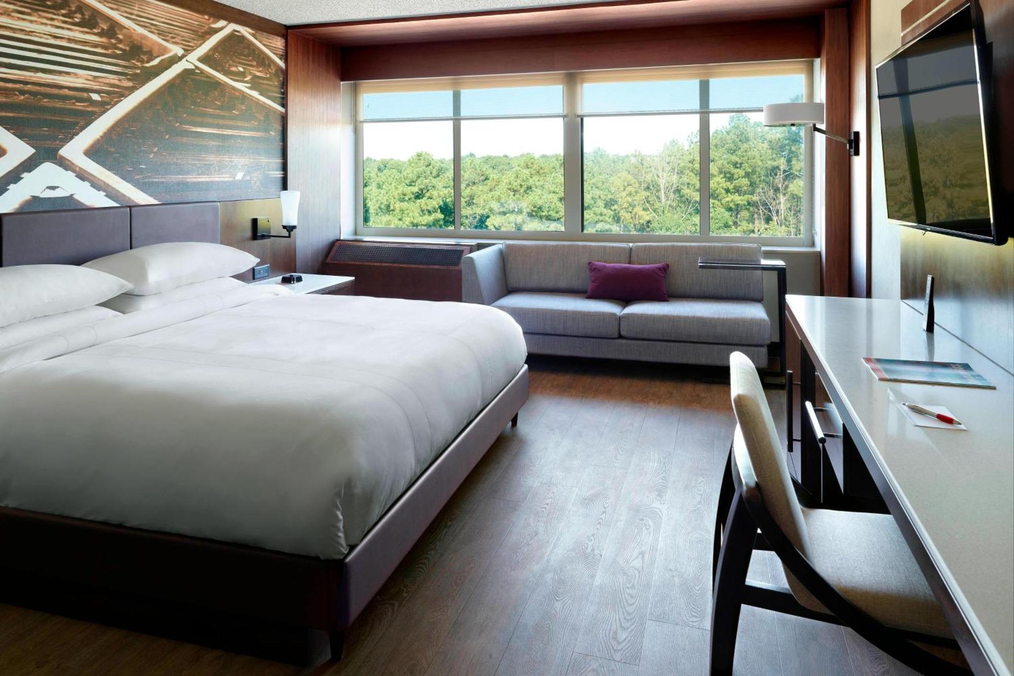 King Room - Non-Smoking,1634416995:JPEG