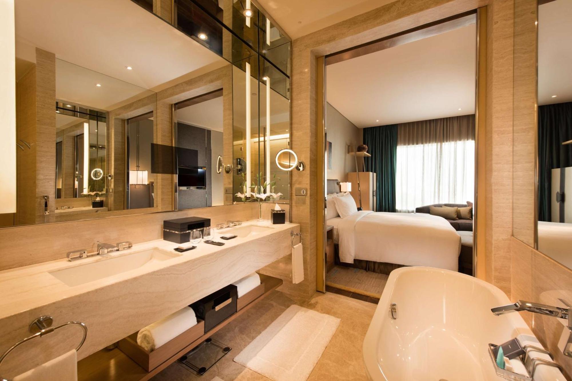 Deluxe King Room,1548827560:JPEG