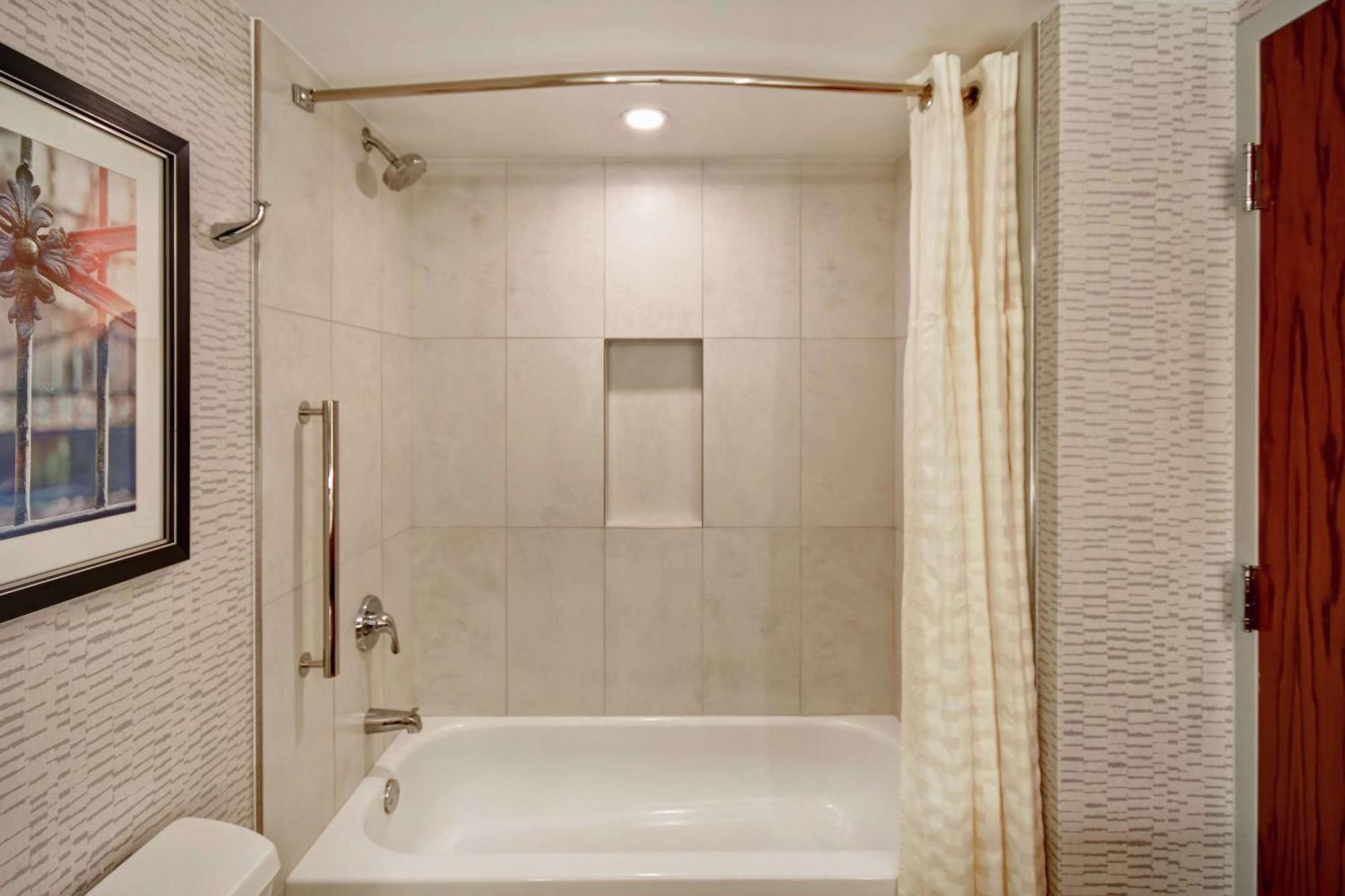 Two-Room King Suite - Non-Smoking,1548830326:JPEG