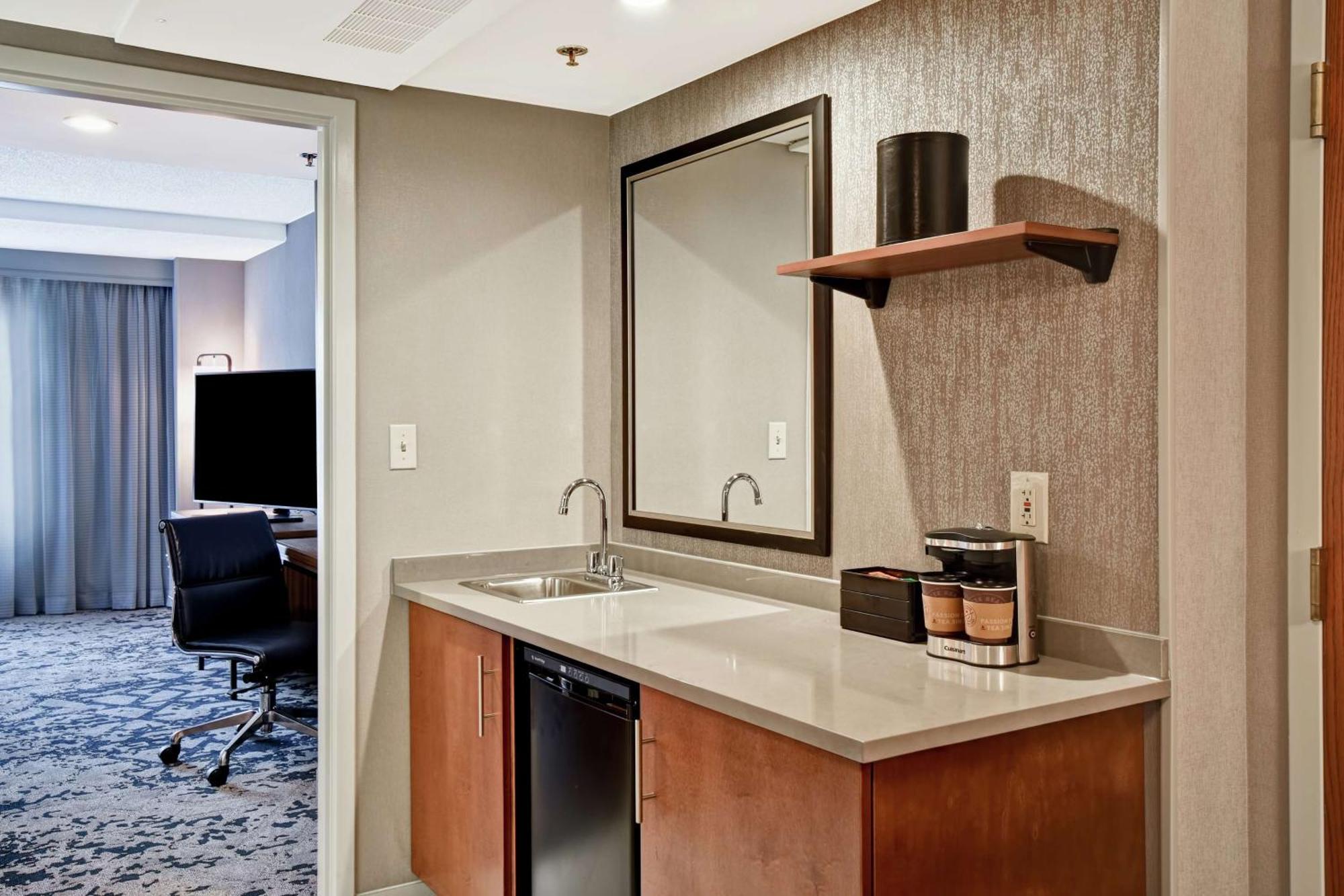 Queen Room with Two Queen Beds - Mobility Accessible with Roll-in Shower
