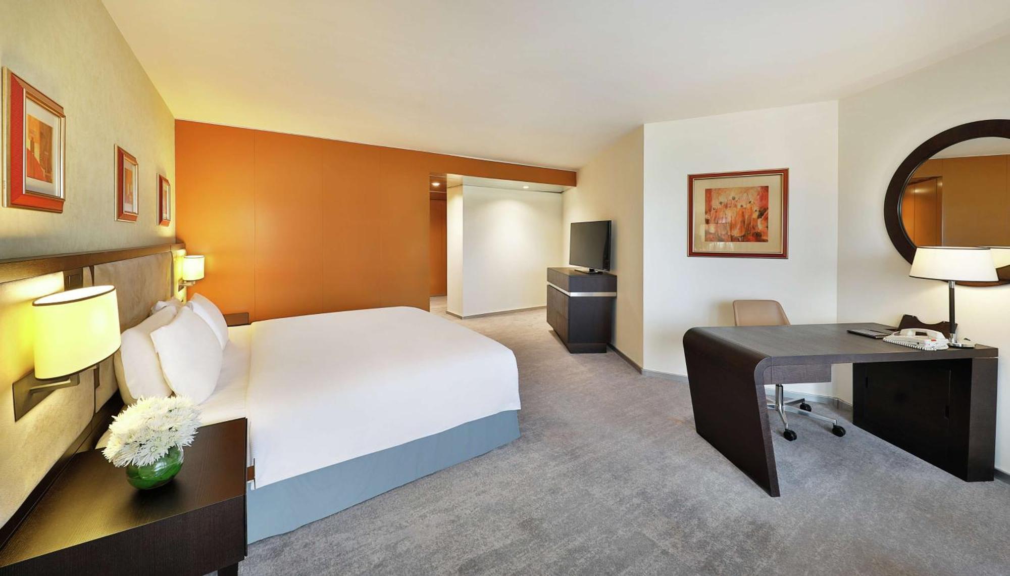 Deluxe King Room,1548873571:JPEG