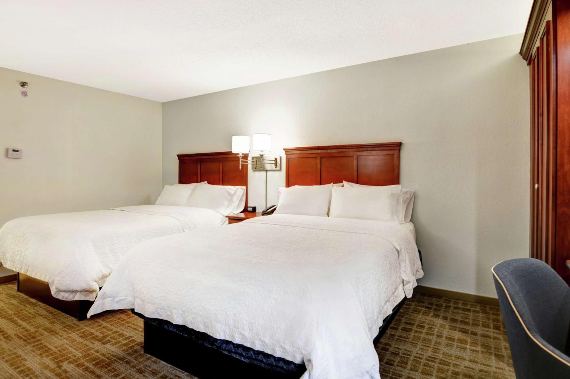 Double Room with Two Double Beds - Non-Smoking
