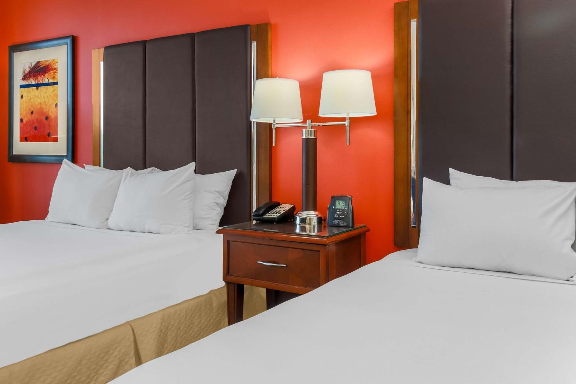 Queen Room with Two Queen Beds and Balcony,1551649924:JPEG