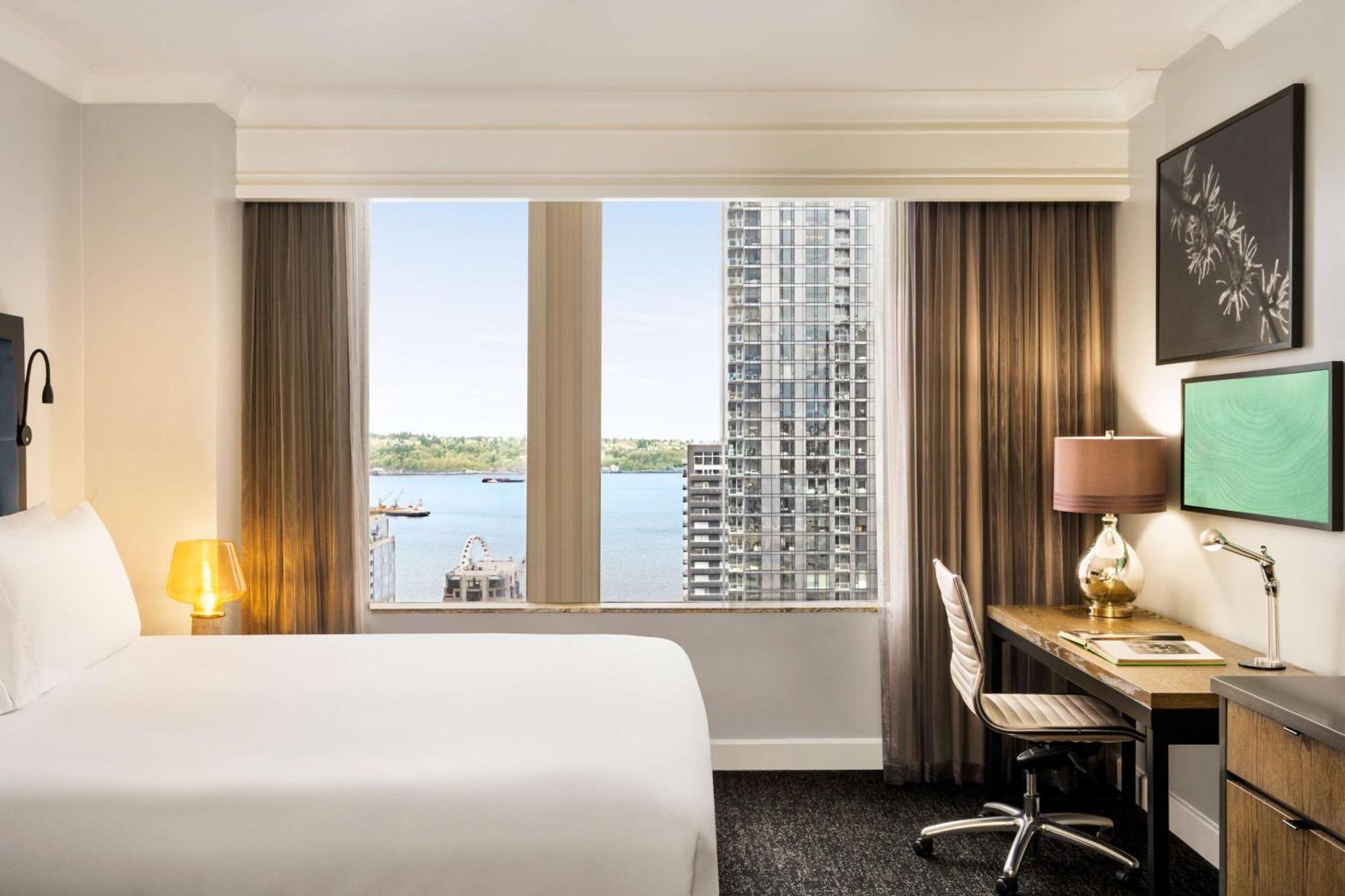 King Room Water View,1552284025:JPEG