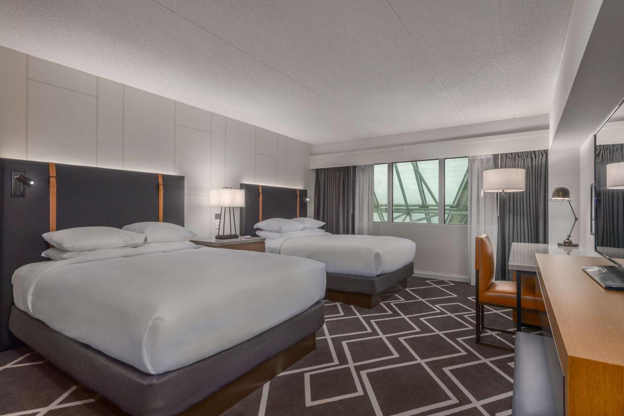 Queen Room with Two Queen Beds,1552342570:JPEG