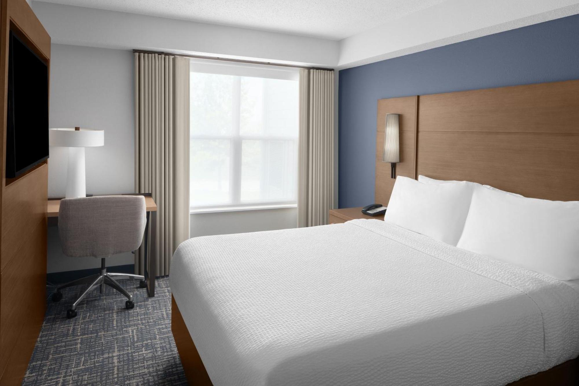 Two-Bedroom Suite,1710366733:JPEG