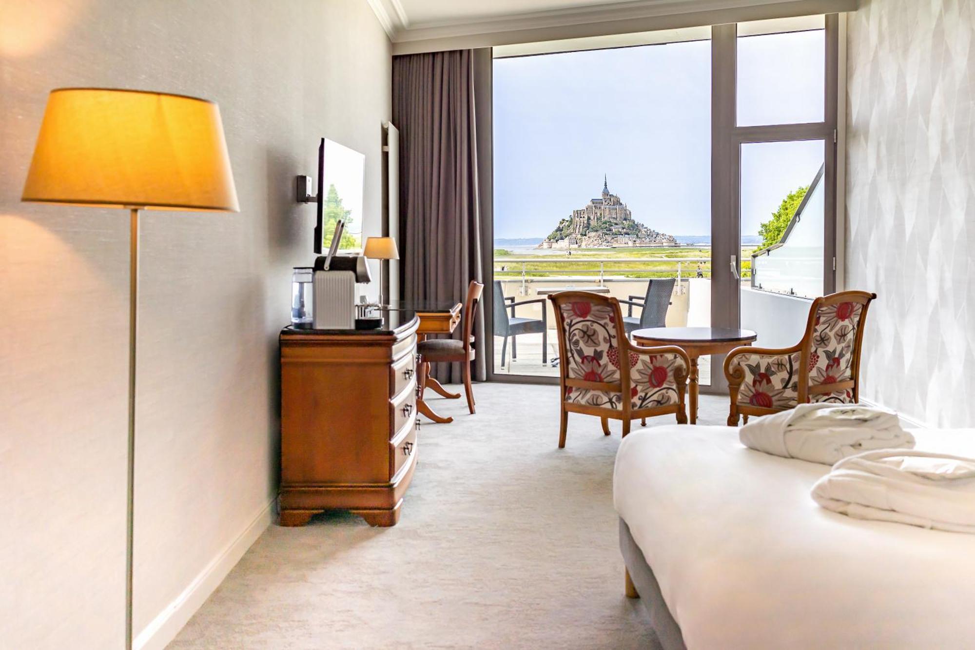 Double or Twin Room with Terrace with Mont-Saint-Michel view