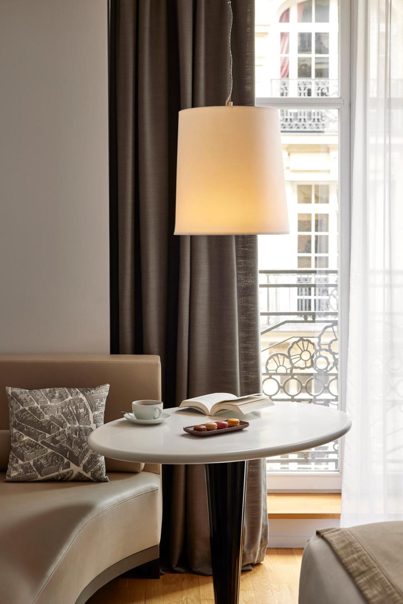 Luxury Room,1756393150:JPEG