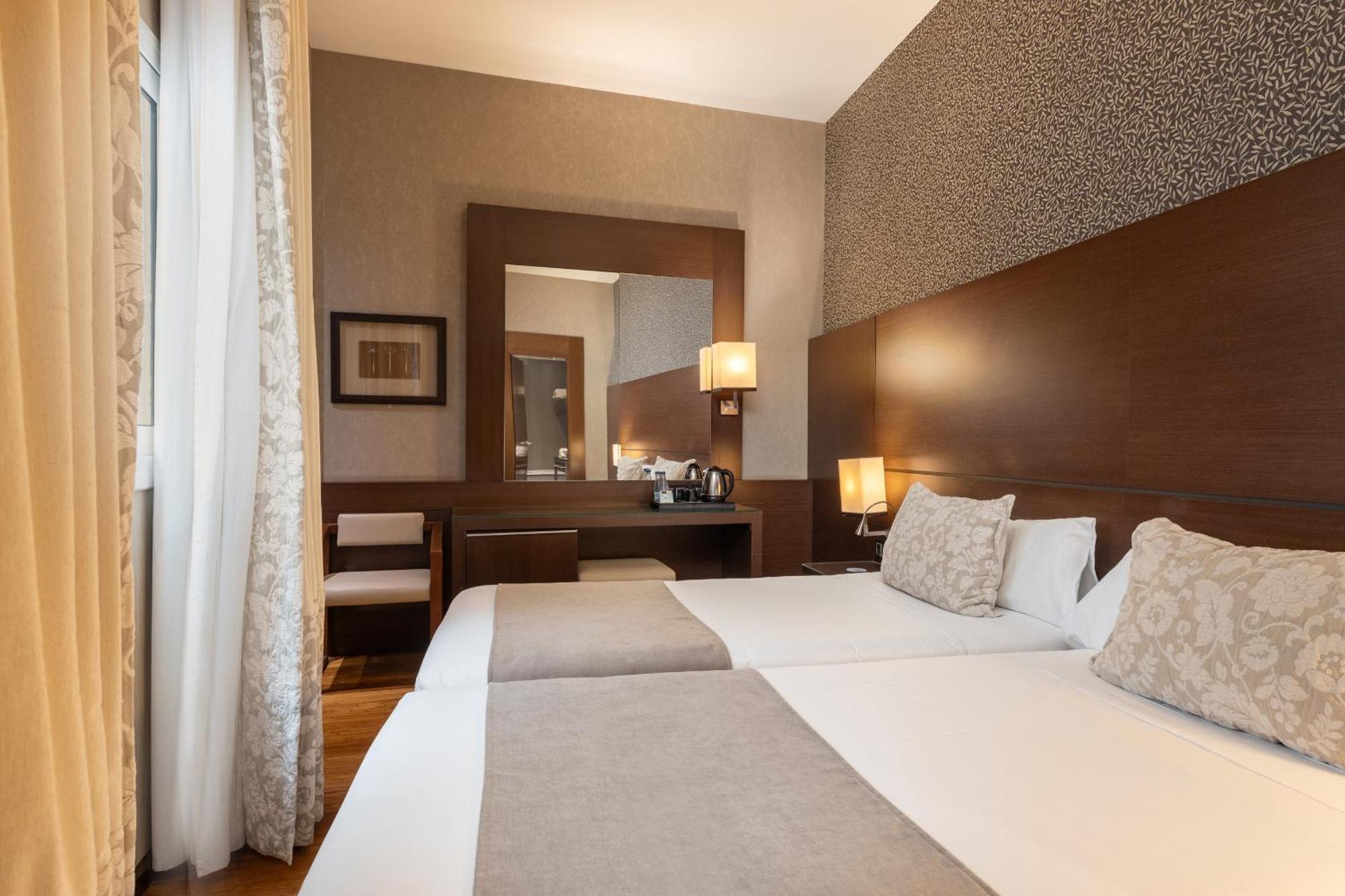 Double or Twin Room,1580422573:JPEG