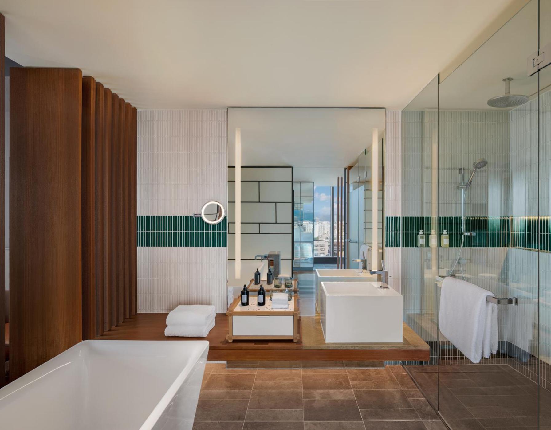 Fabulous Room, Guest room, 1 King, City view,1584523405:JPEG