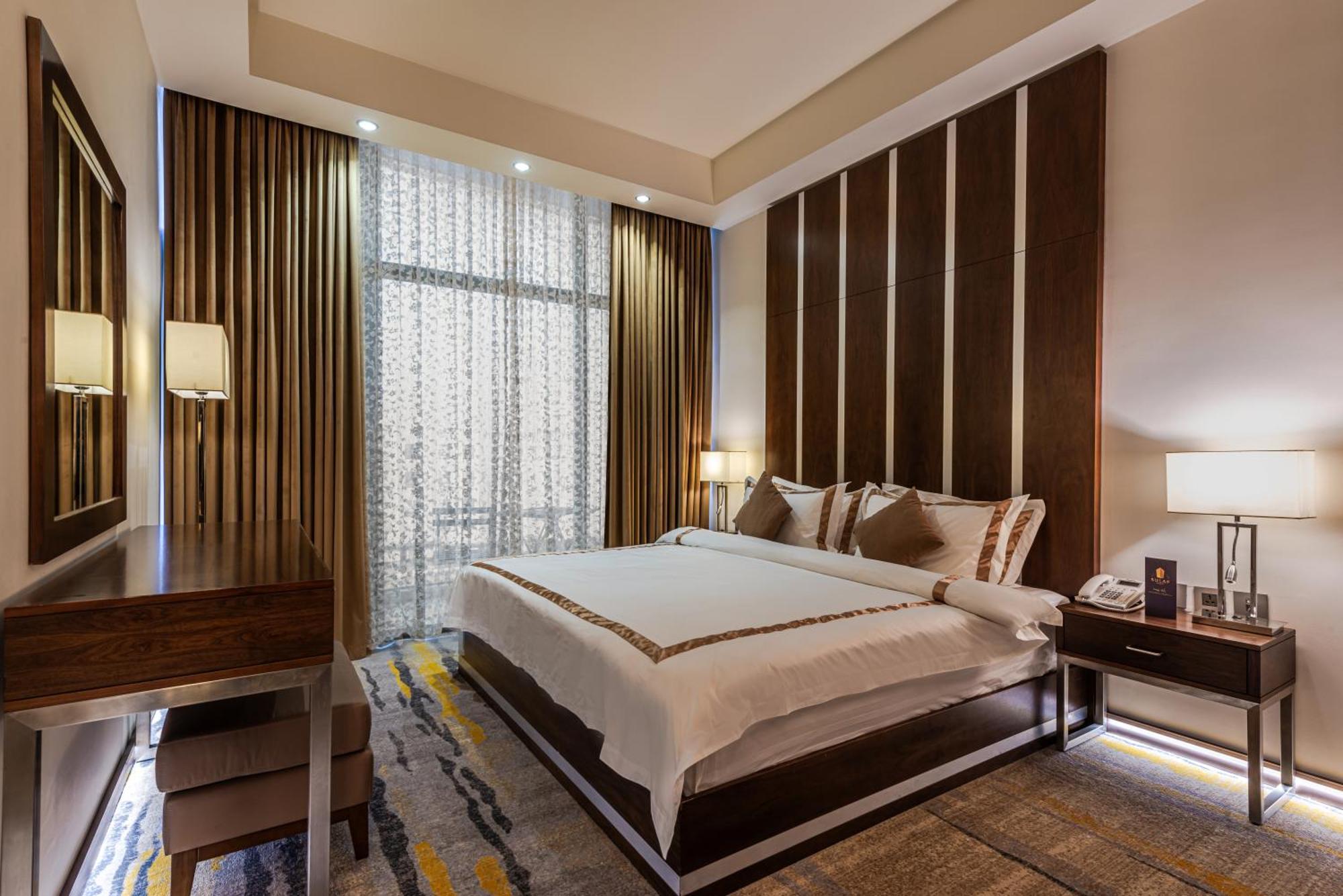 Deluxe Double or Twin Room
