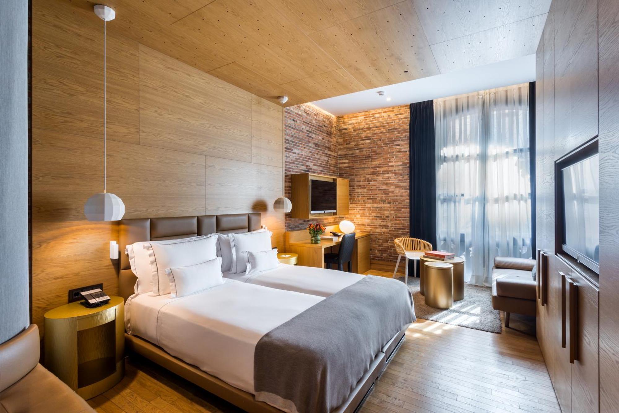 Junior Suite,1603755034:JPEG