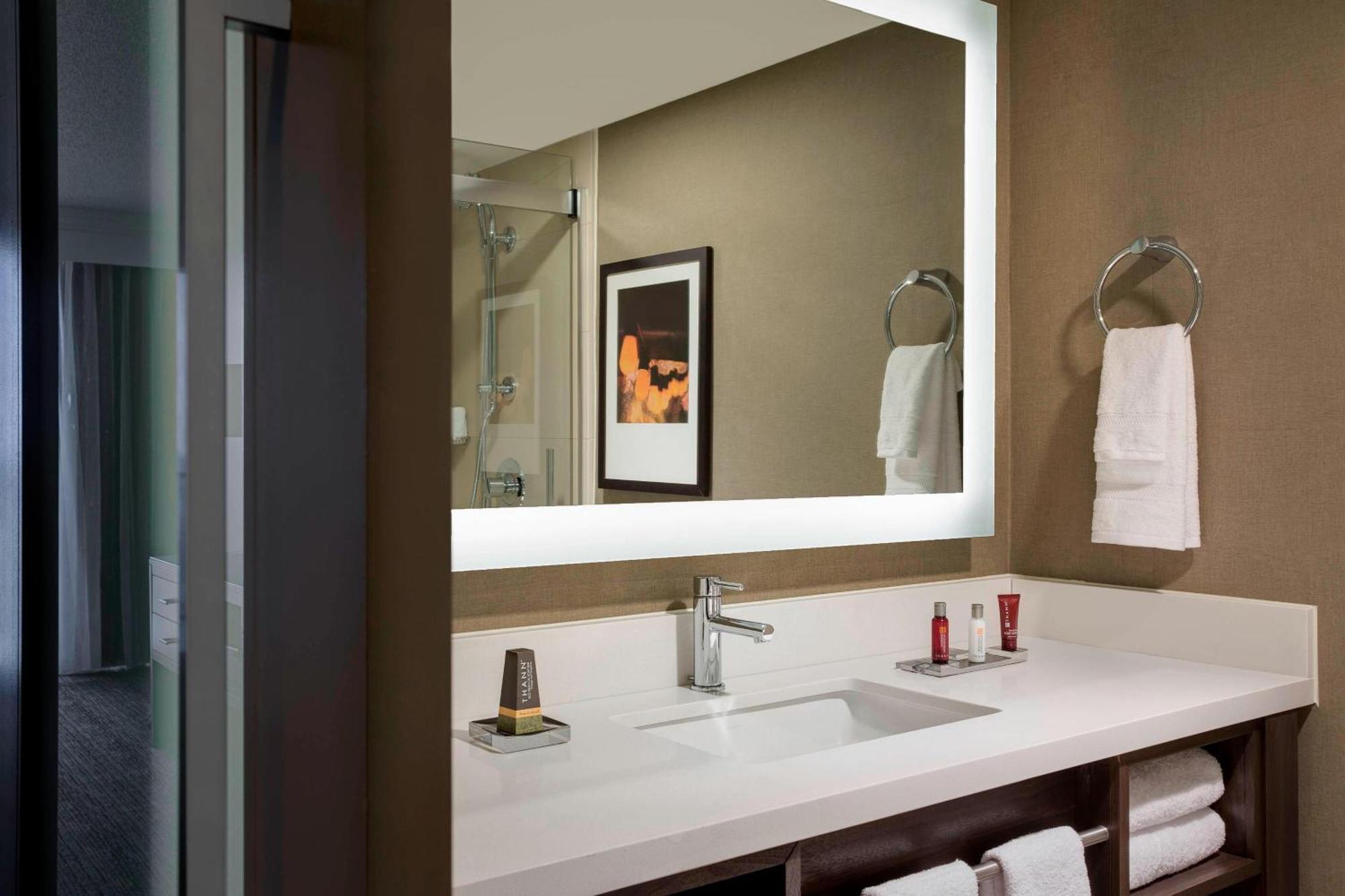 Standard King Room,1605377979:JPEG