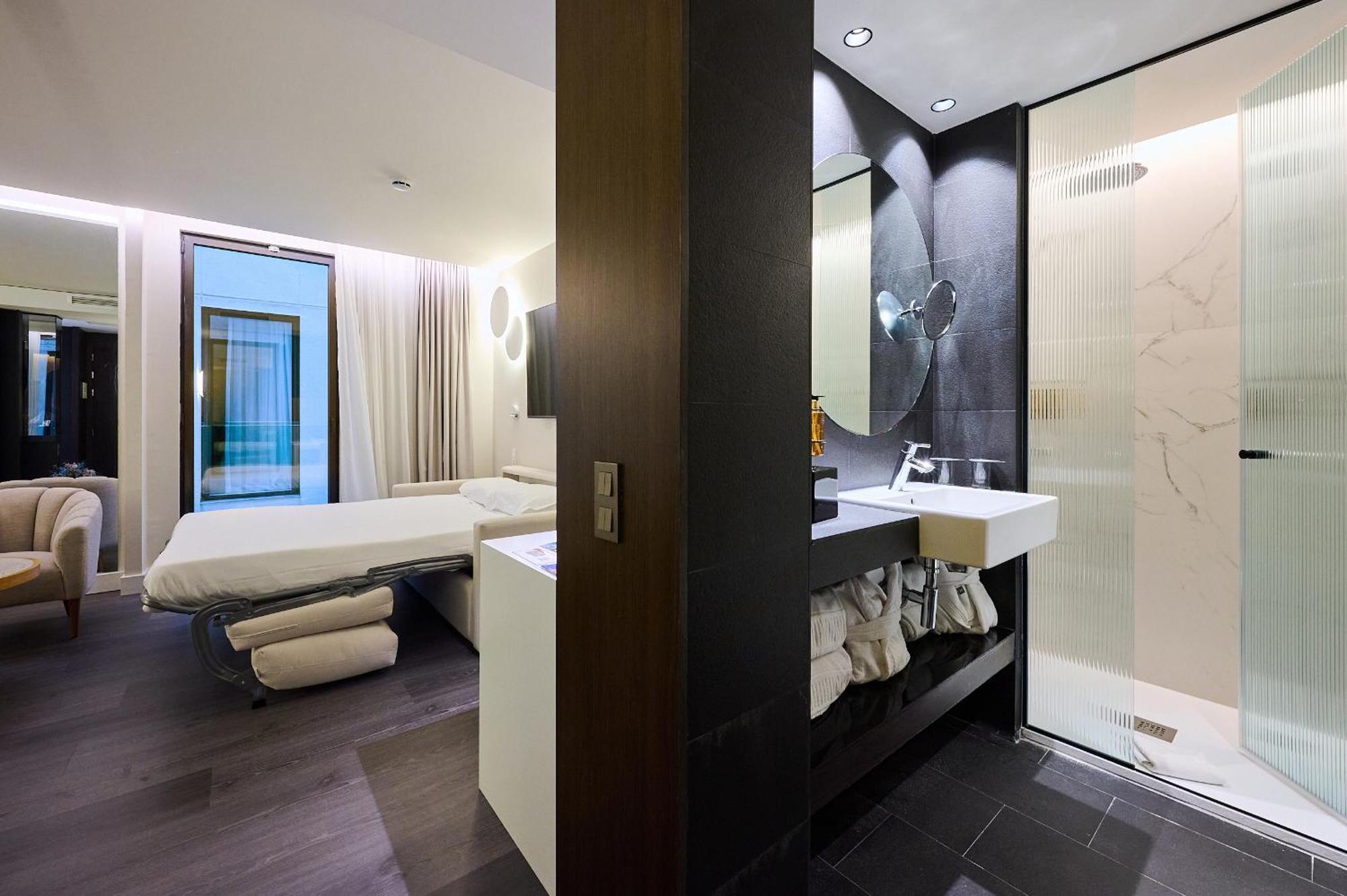 Superior Triple Room,1606057016:JPEG