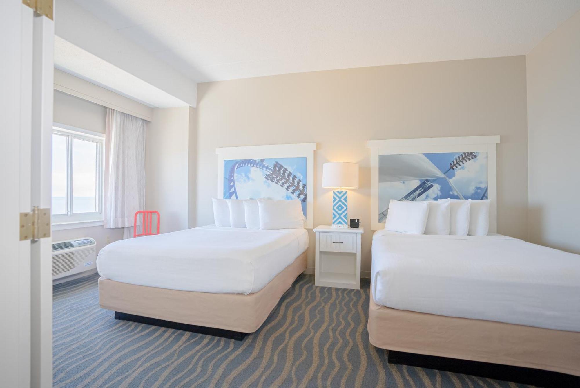 Suite with Lake View