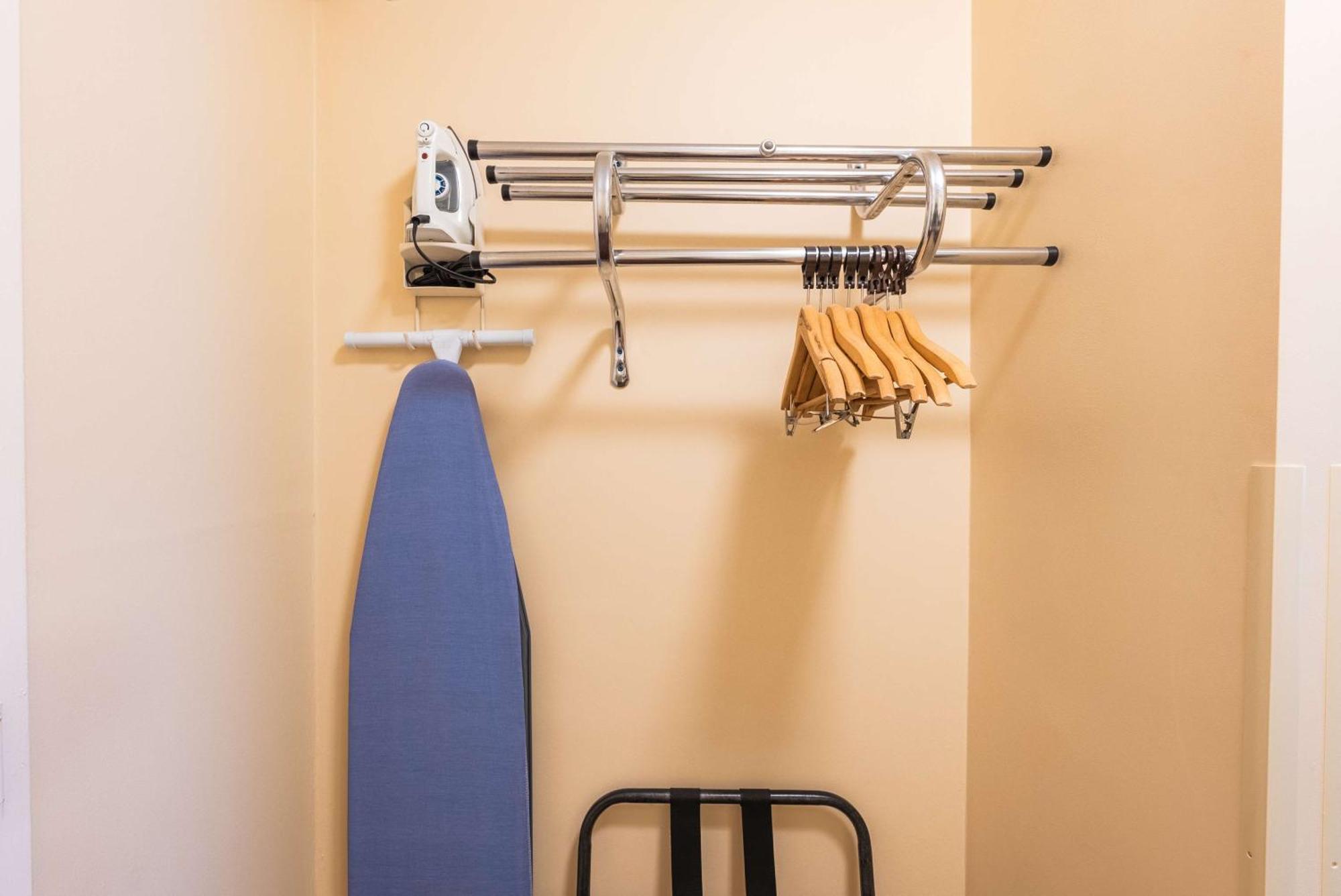 A Room with Two Double Beds,1613672628:JPEG