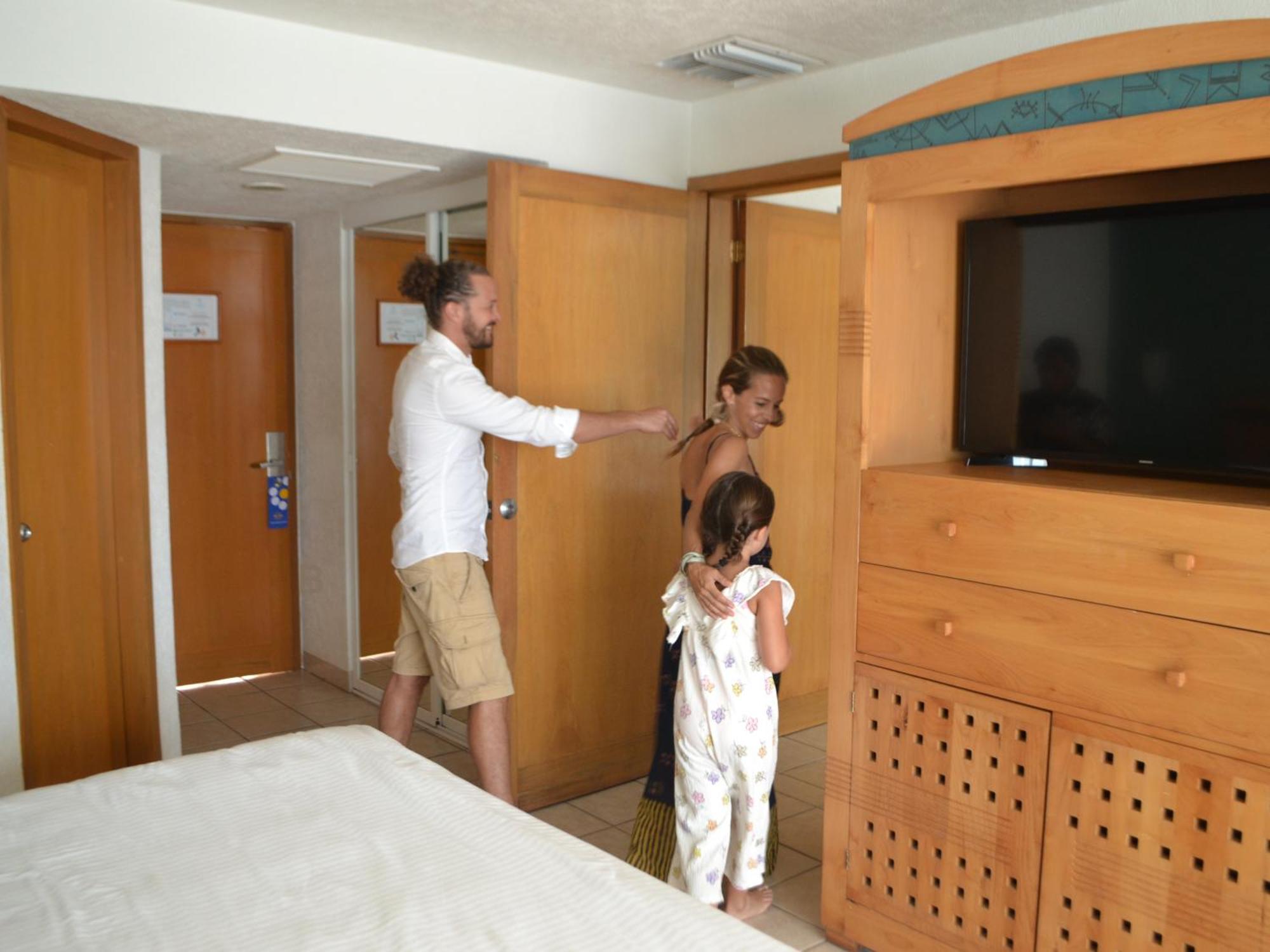 Deluxe Room with City or Terrace View,1616420085:JPEG