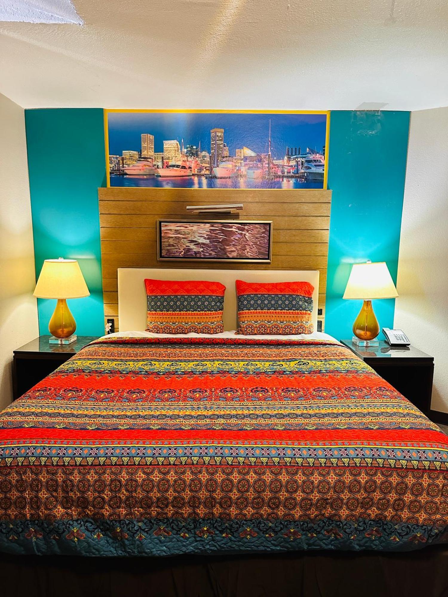 Deluxe King Room