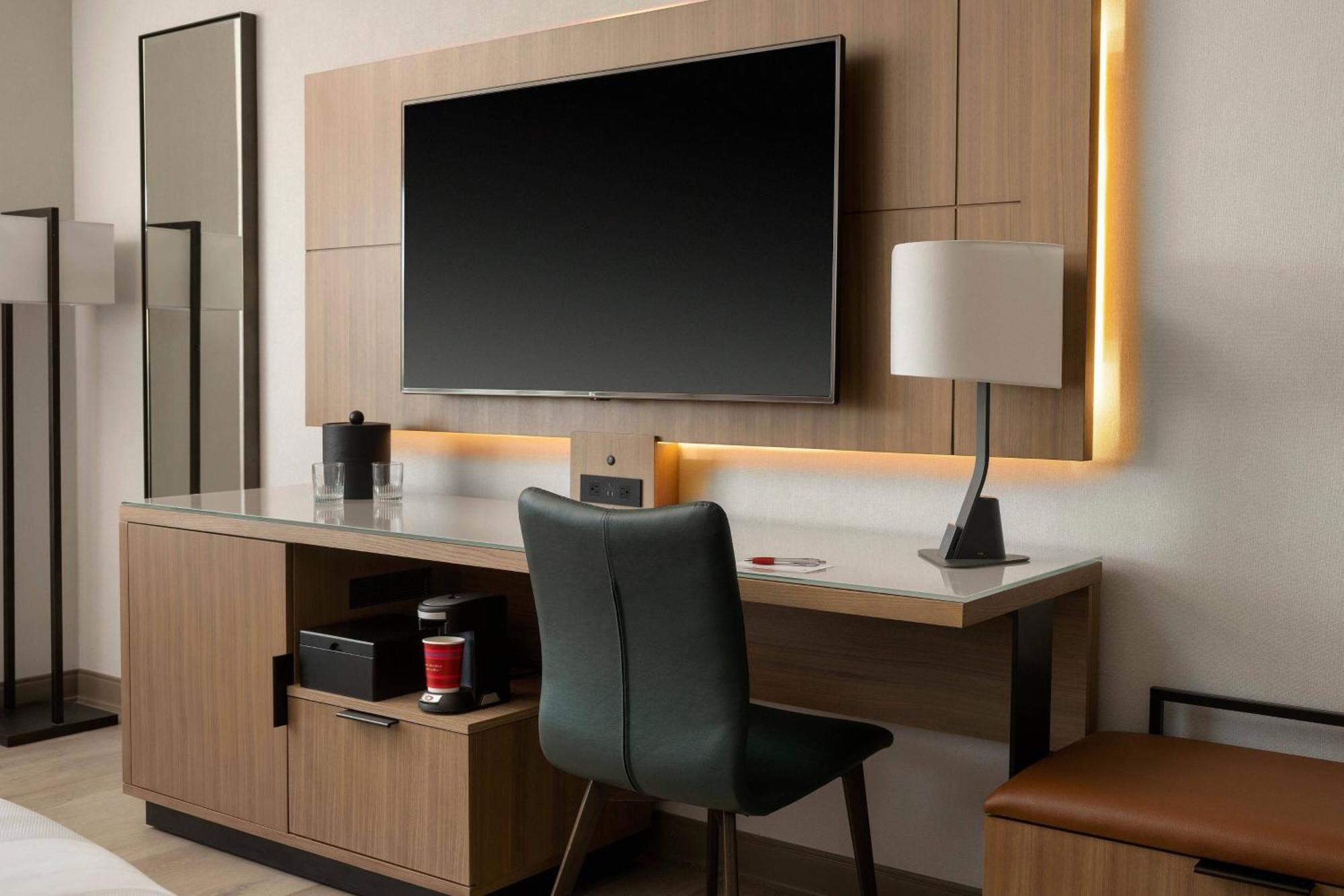 Queen Room with Two Queen Beds,1618277839:JPEG