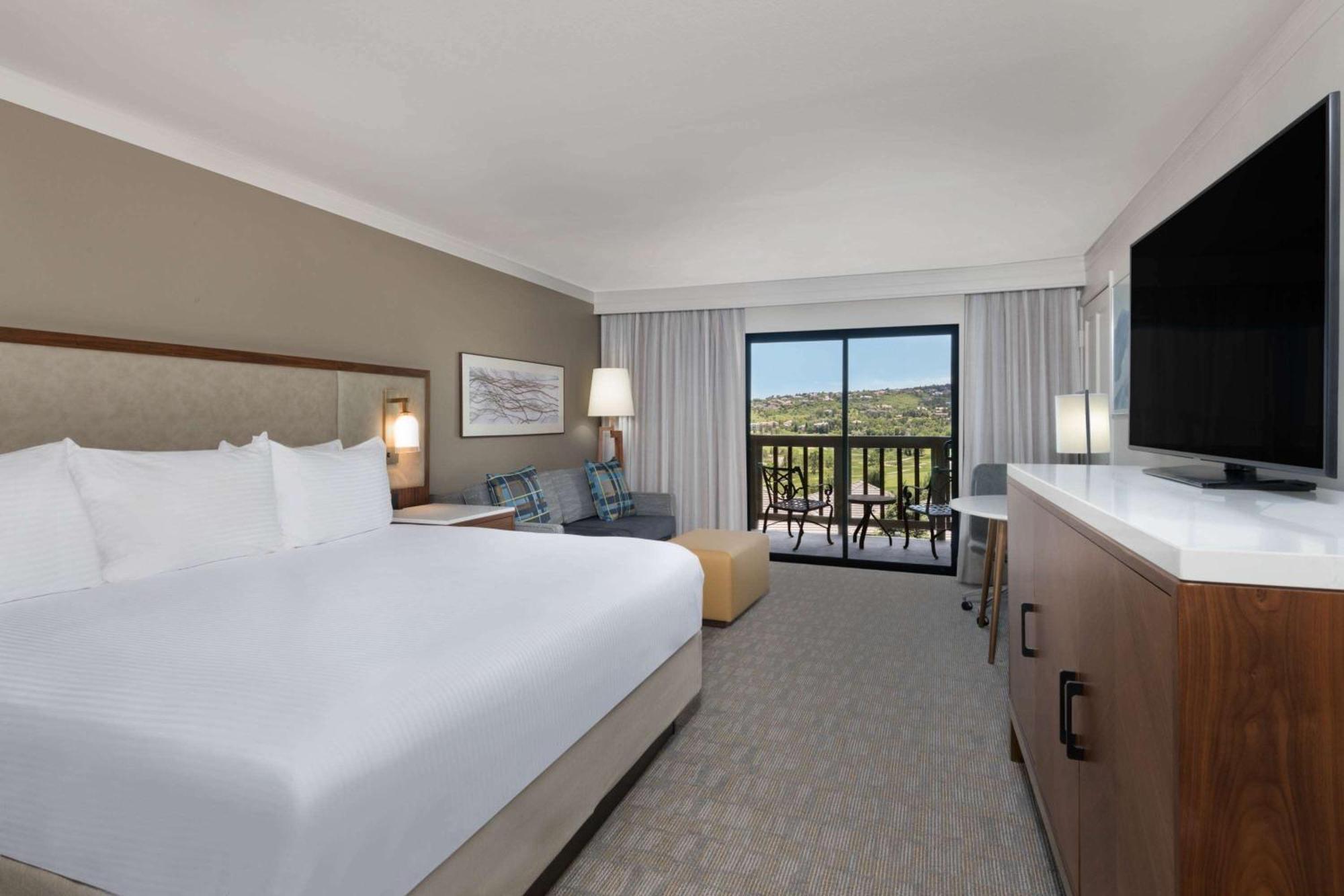 King Room with Sofa Bed and Mountain View