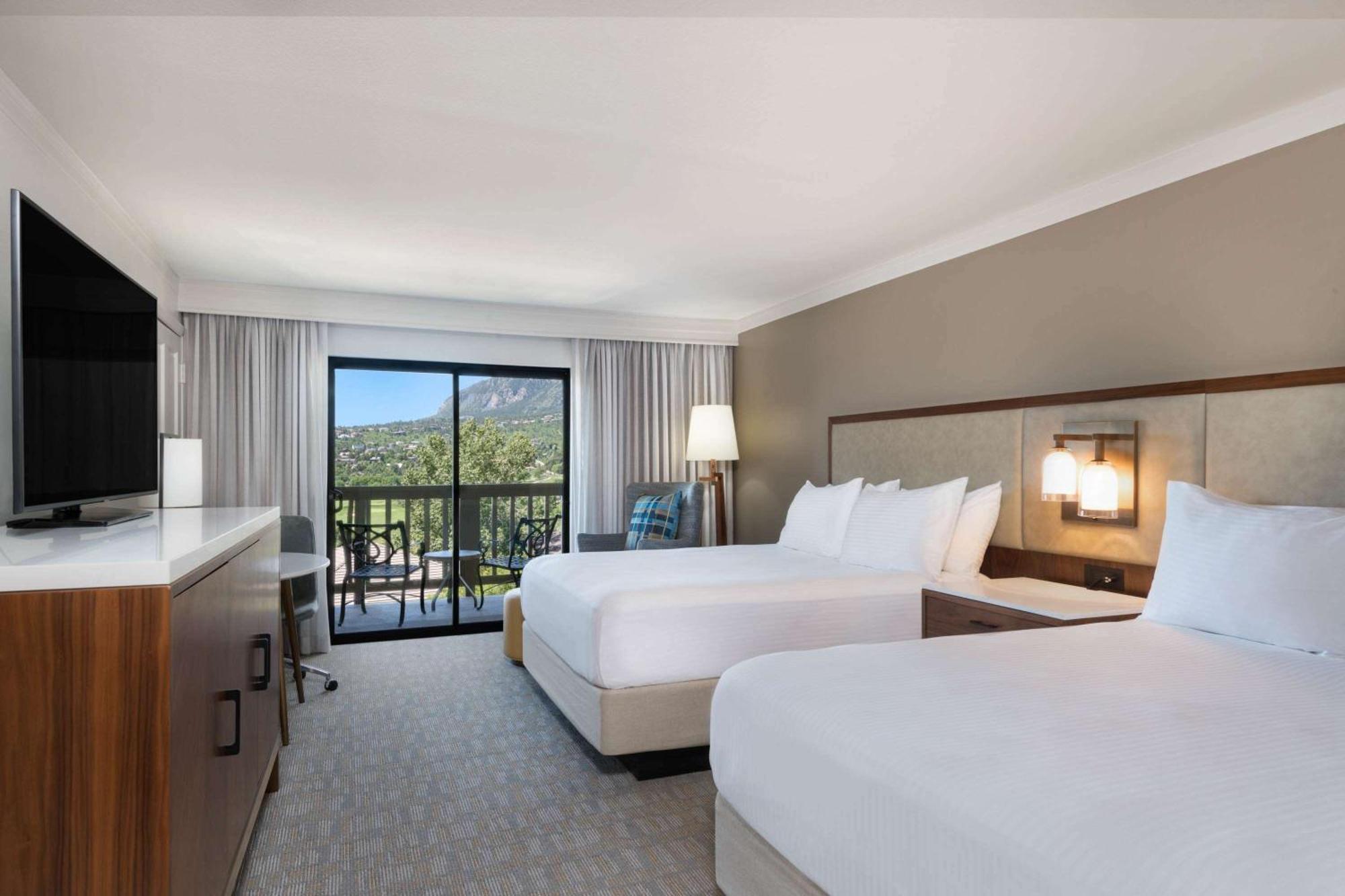 Queen Room with Two Queen Beds and Mountain View