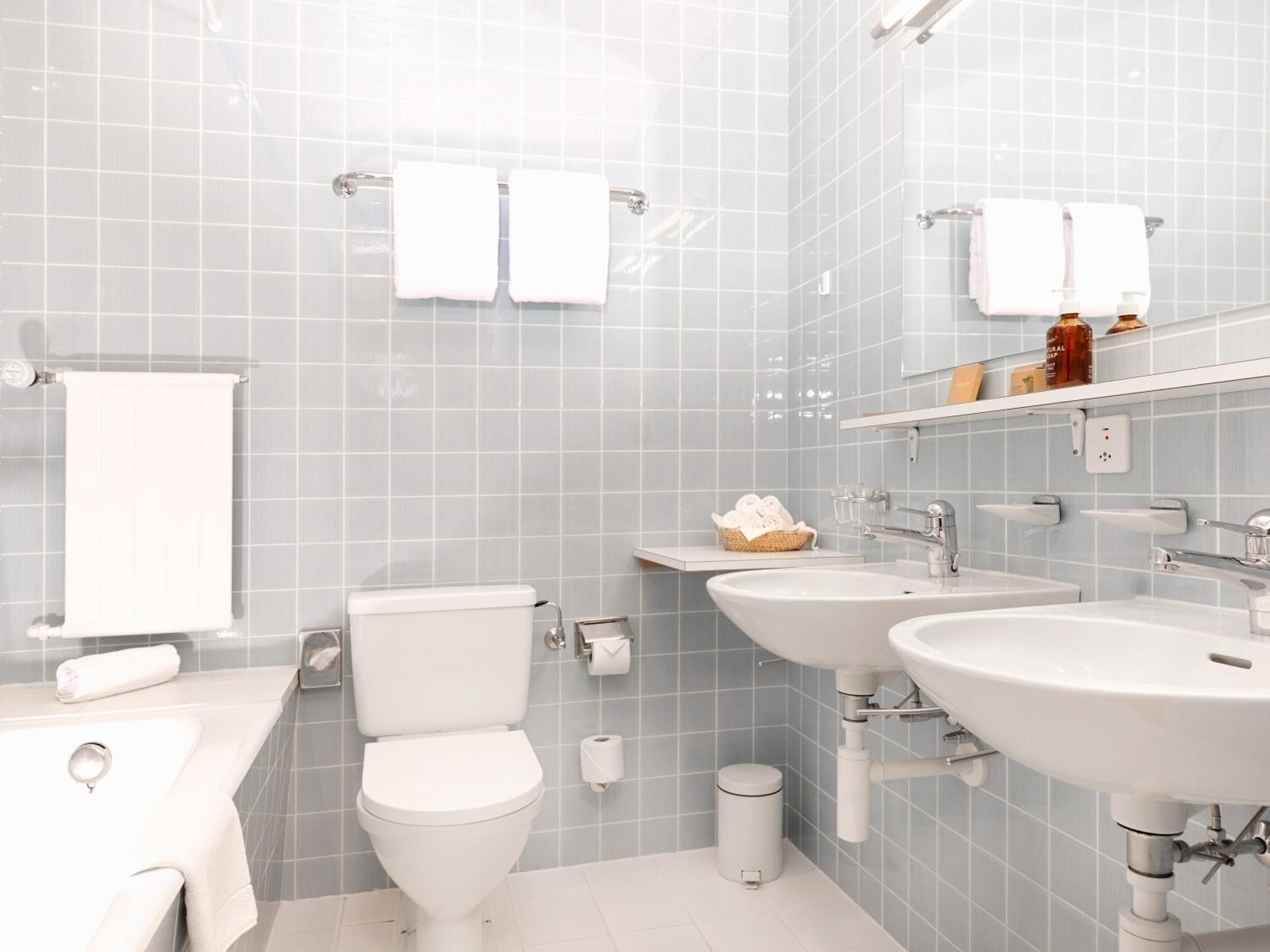 Four-Bedroom Apartment,1626354583:JPEG