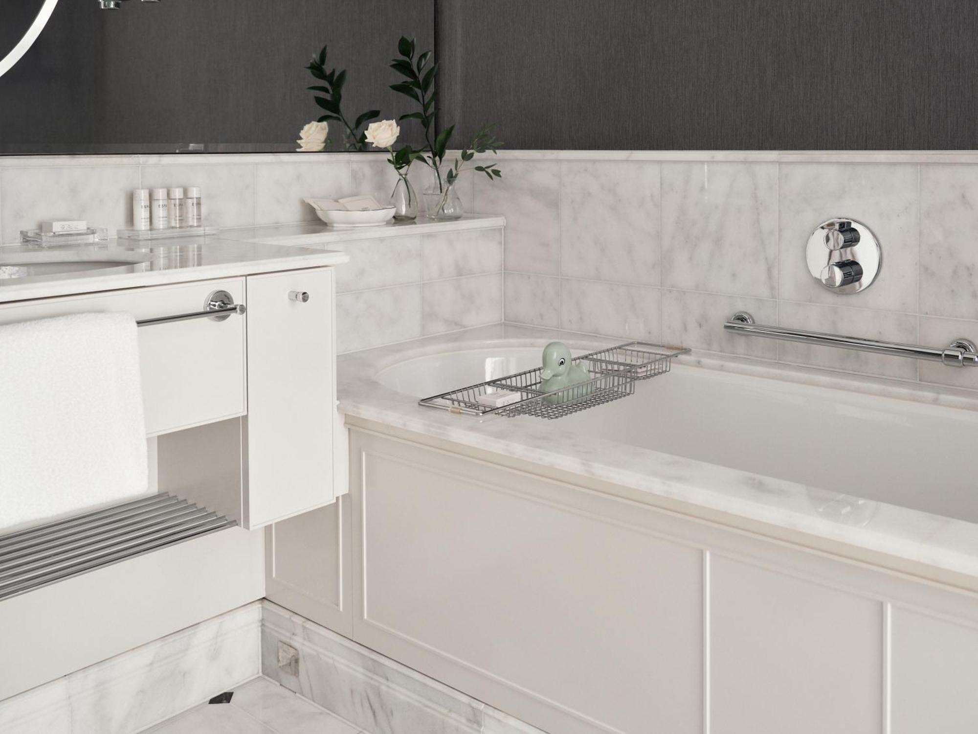 Premium Deluxe Twin Room,1628646265:JPEG