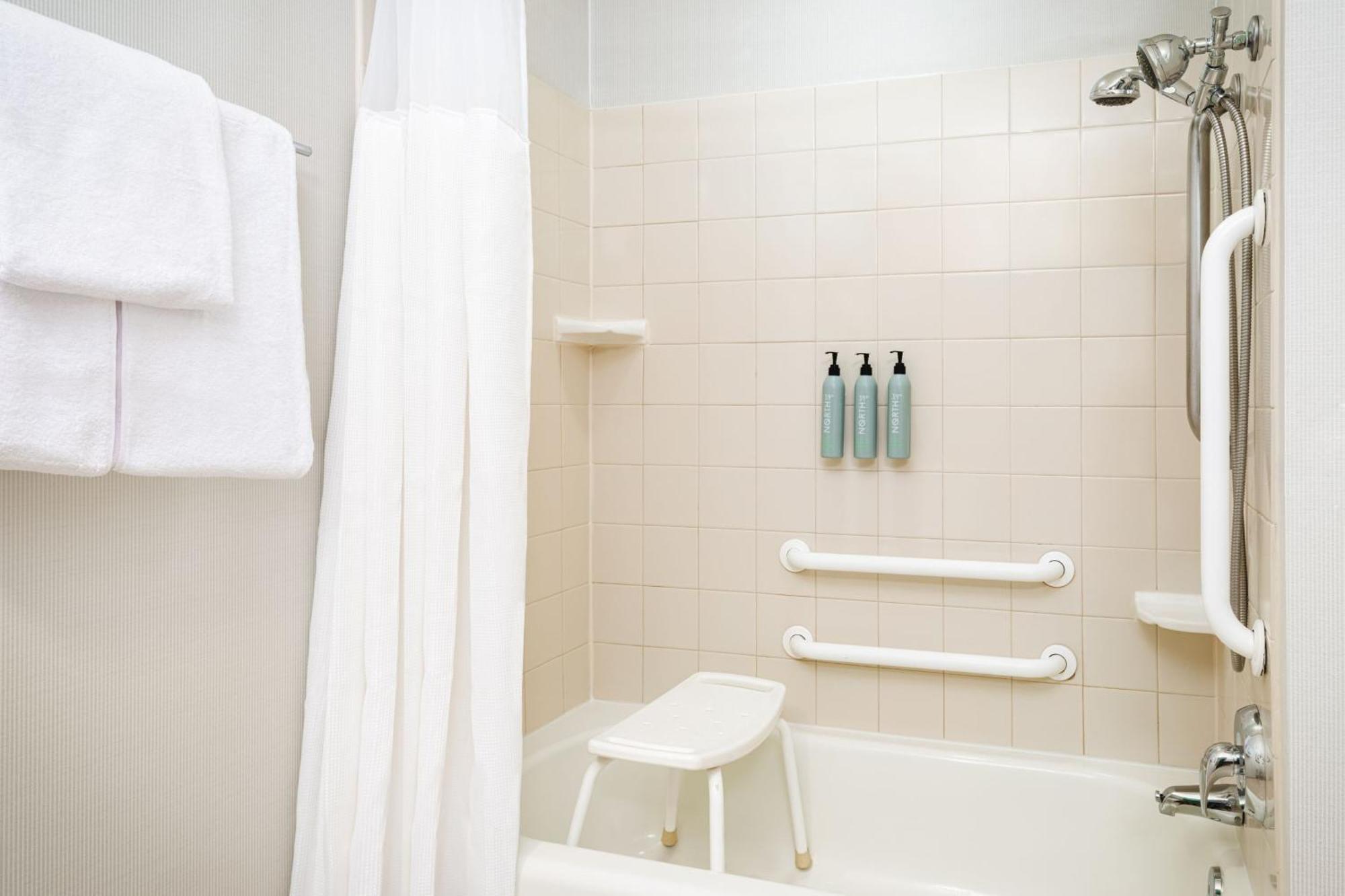 King Room,1631556789:JPEG