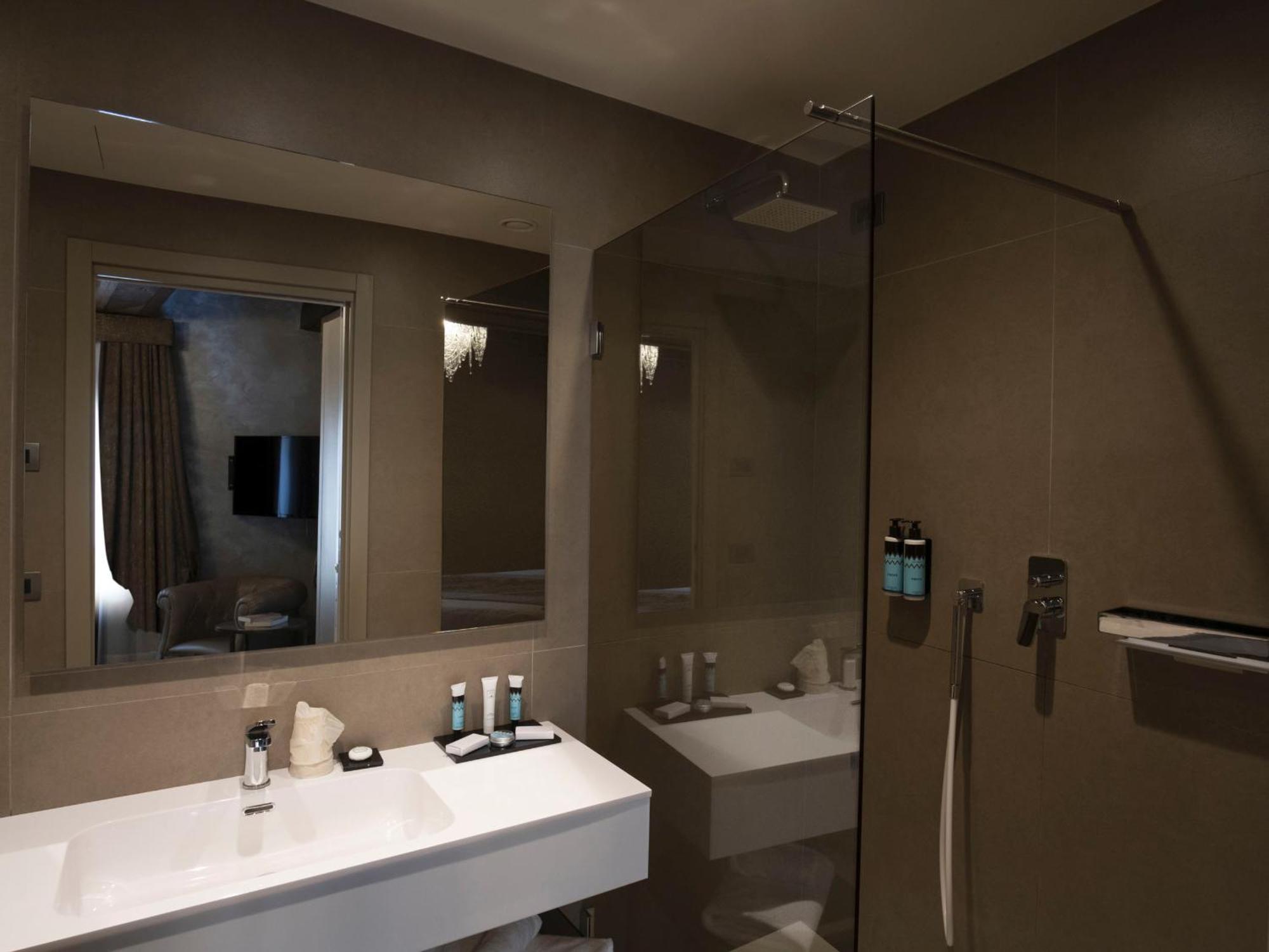 Romantic Junior Suite