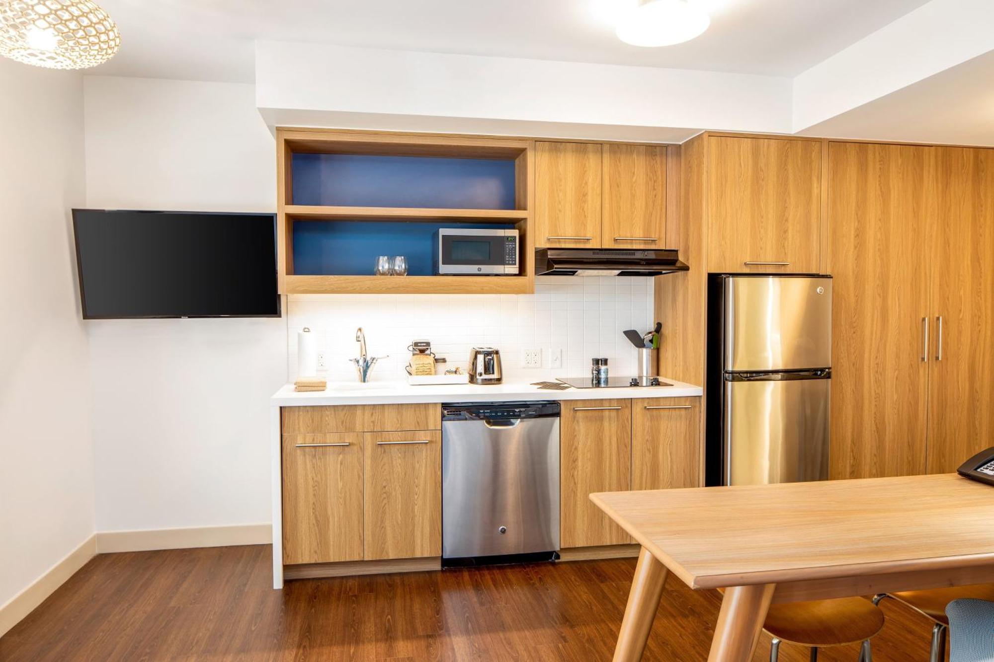 Studio, 2 Queen, Sofa bed,1633036287:JPEG