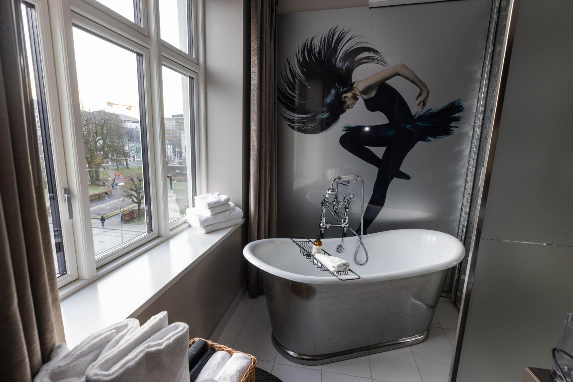 Junior Suite with Balcony
