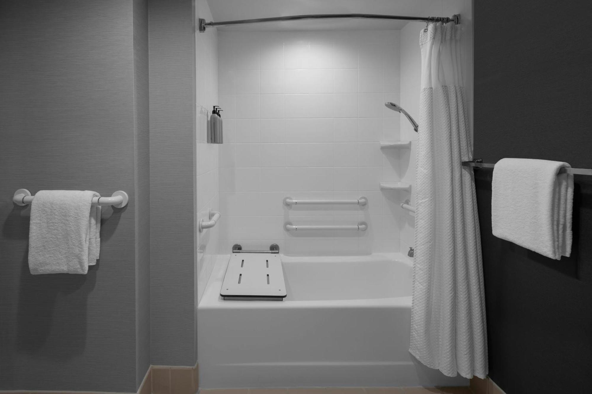 King Room with Sofa Bed,1643161600:JPEG