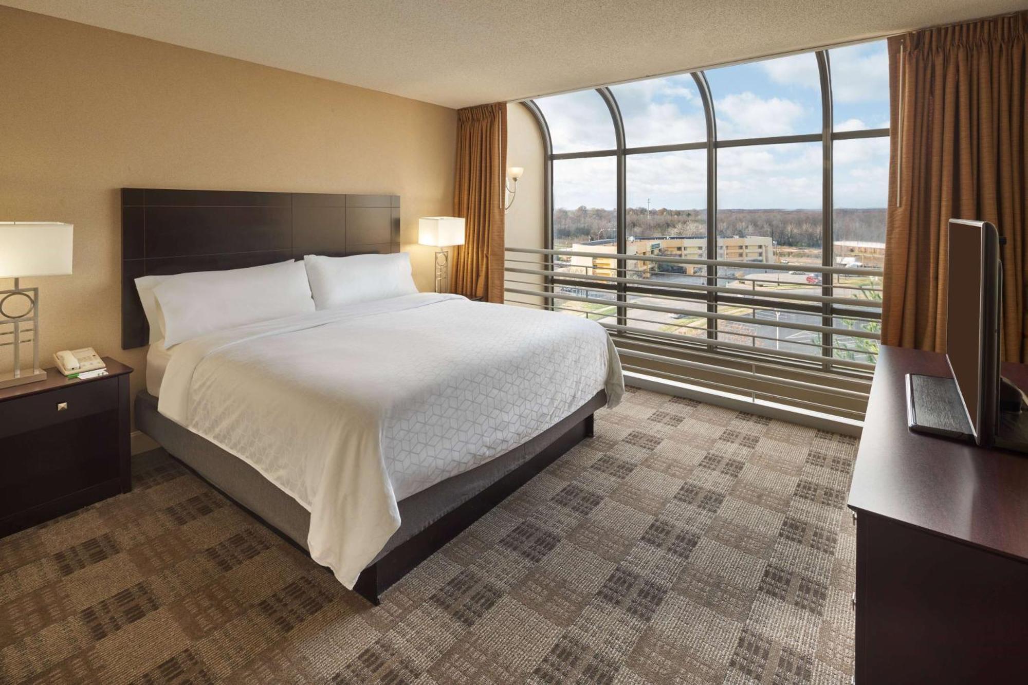 Two-Story King Suite with Two Double Beds - Non-Smoking