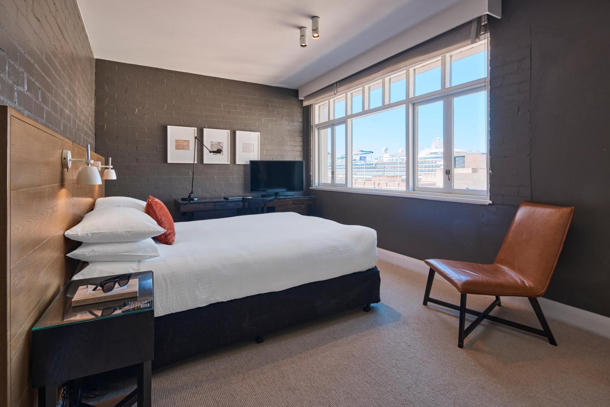 Heritage Superior Queen Room