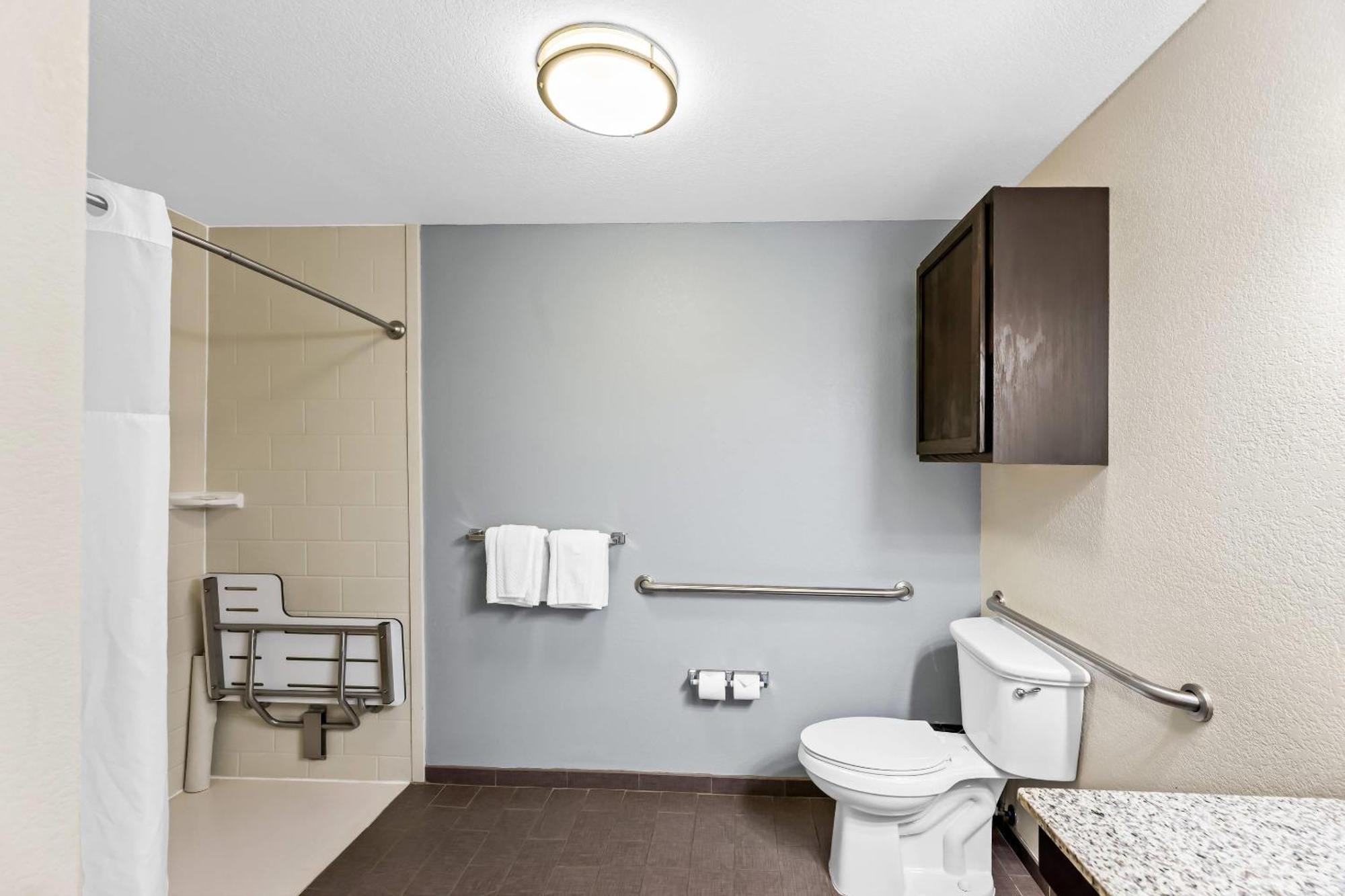 Efficiency Queen Suite Two Queen Beds Accessible or Non-Smoking