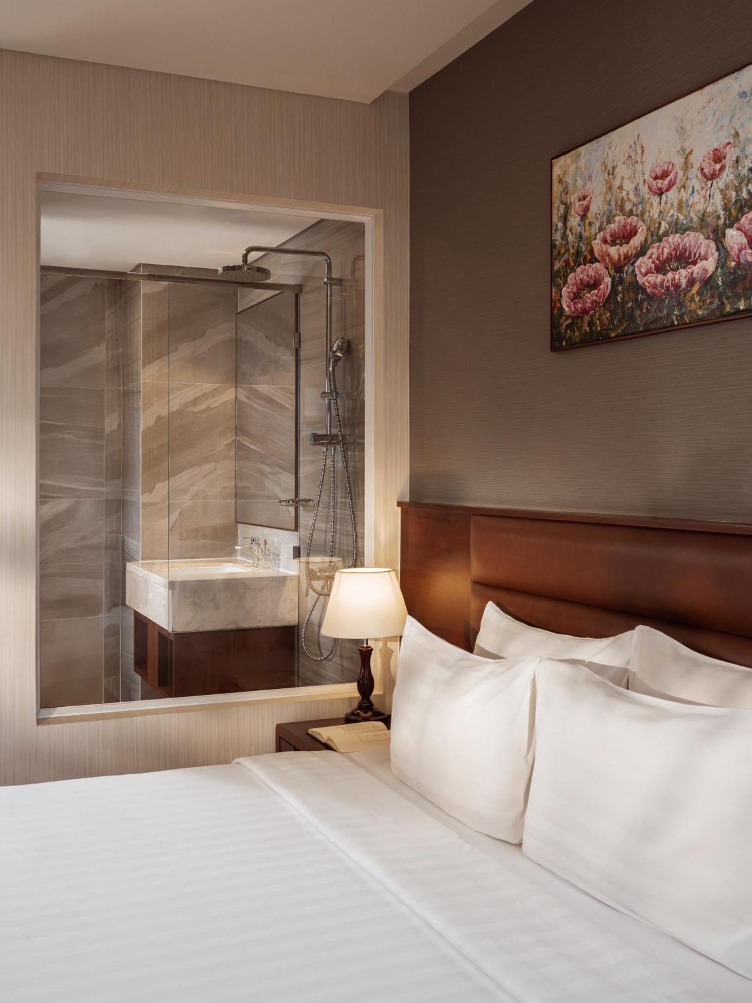 Premium Deluxe Double or Twin High Floor with City View,1688848438:JPEG