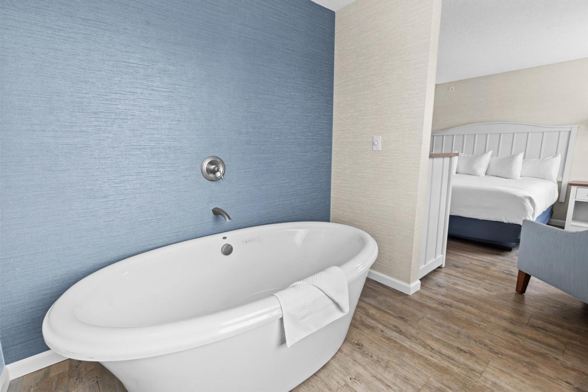 Non-View King Spa,1694565352:JPEG