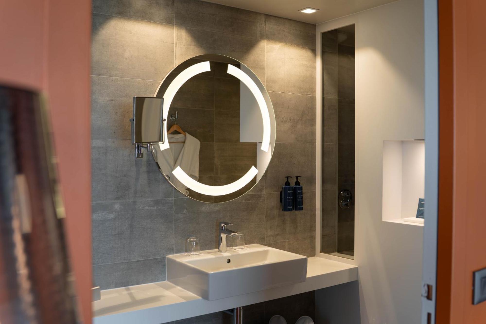 Standard Room,1706959951:JPEG