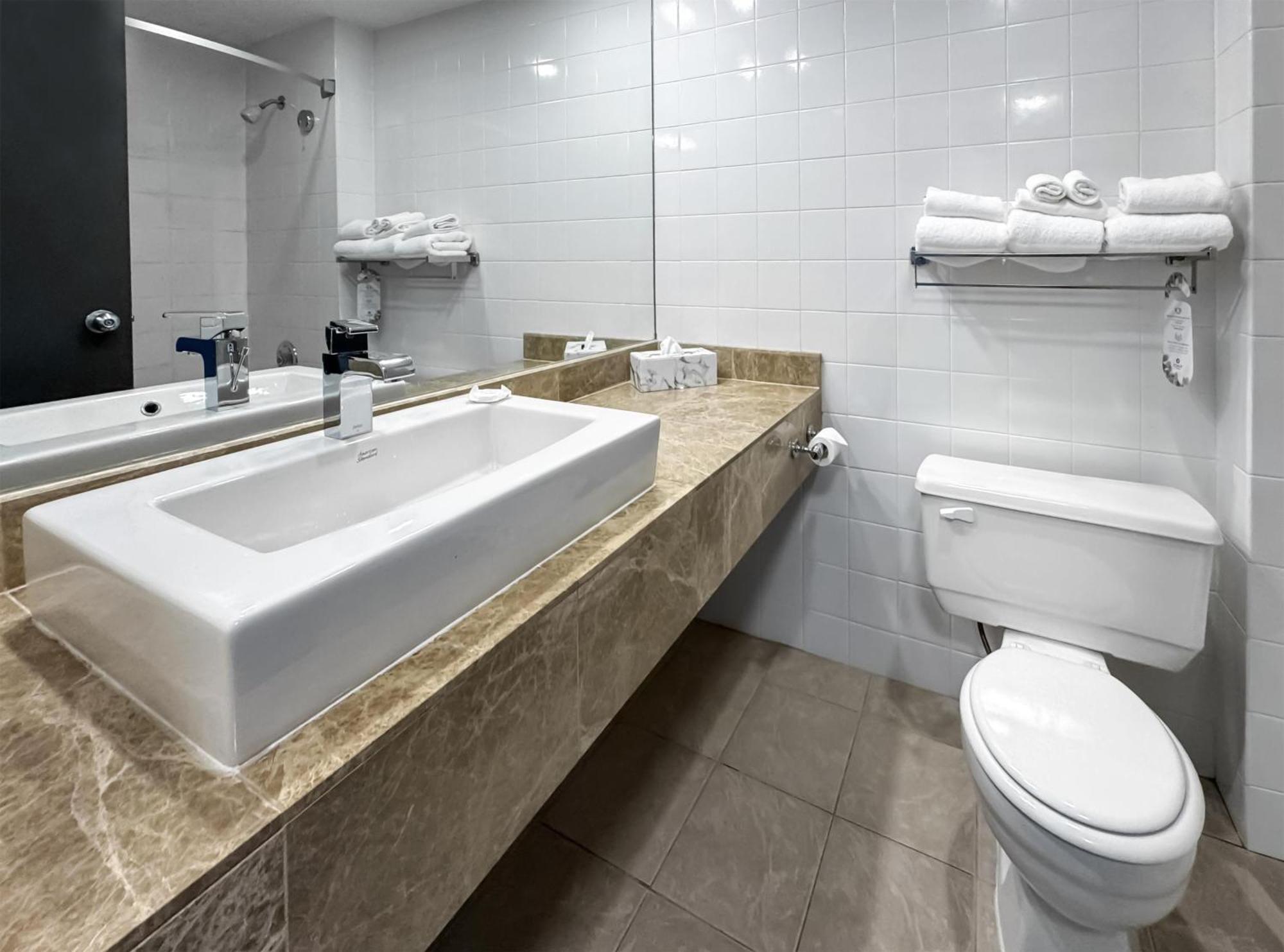 Coast Two Queens,1698870720:JPEG