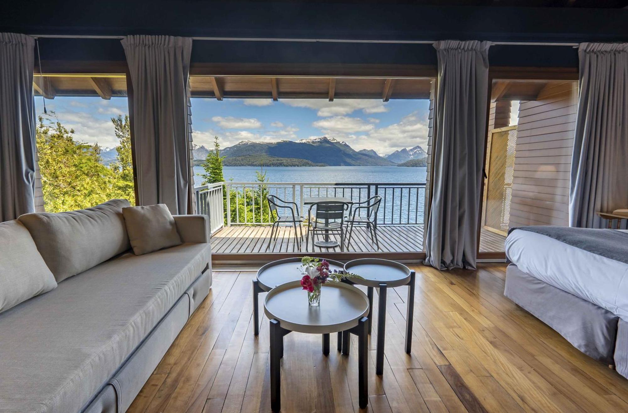 Deluxe Double Room with Lake View,1703557157:JPEG