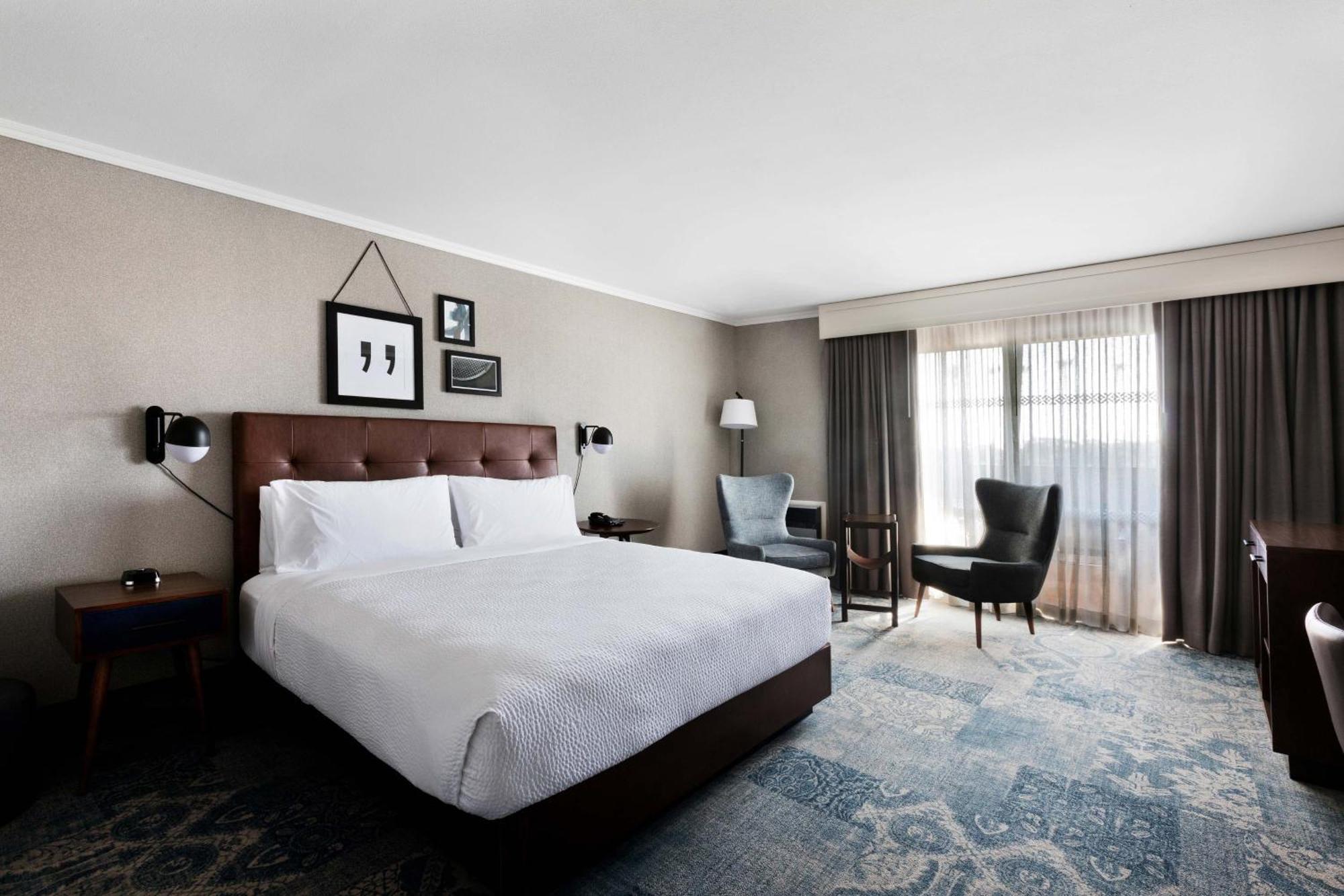 Guest Room 1 King,1705703572:JPEG