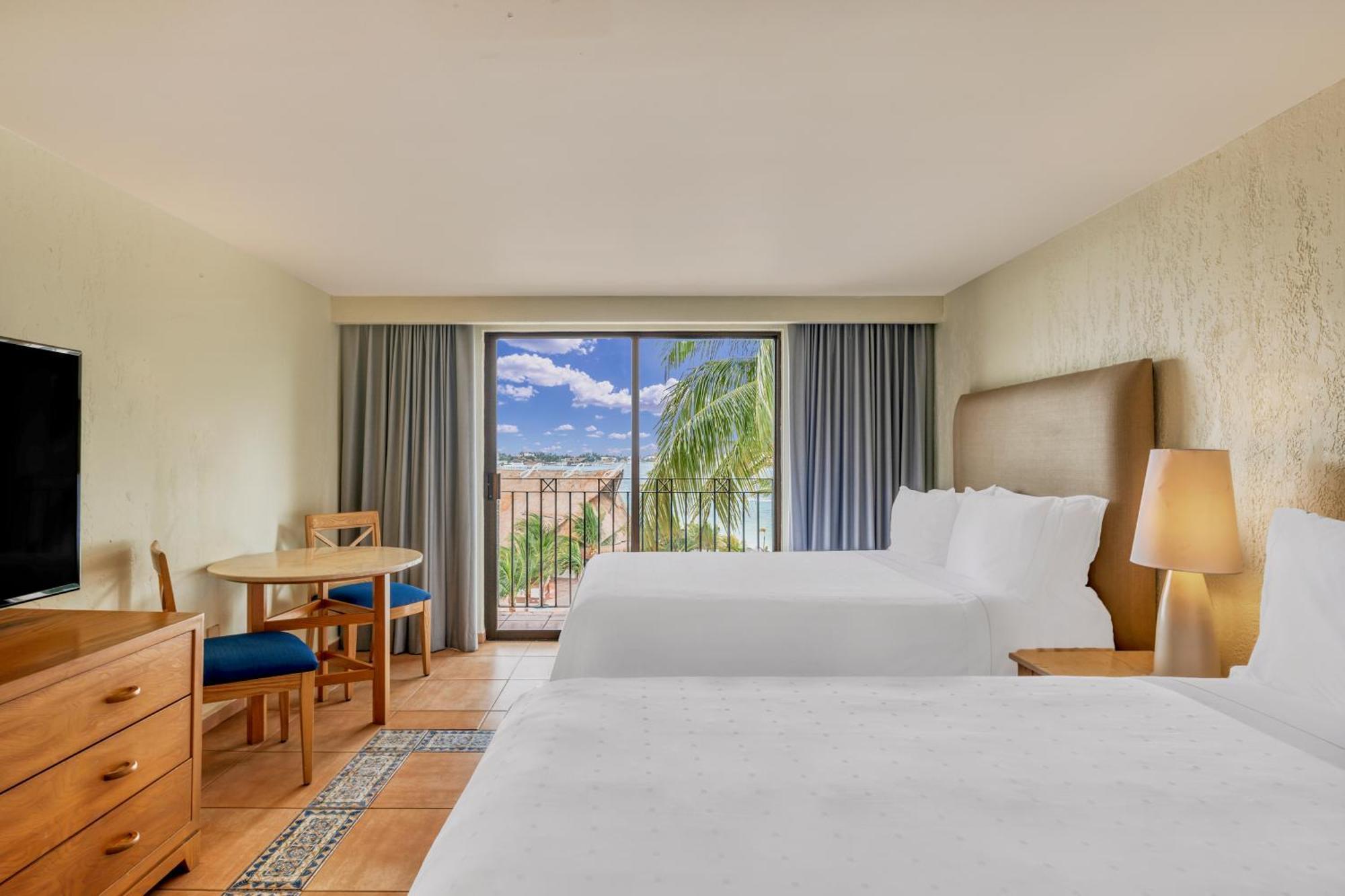 Master Suite, 2 Bedroom Plus,1706795314:JPEG