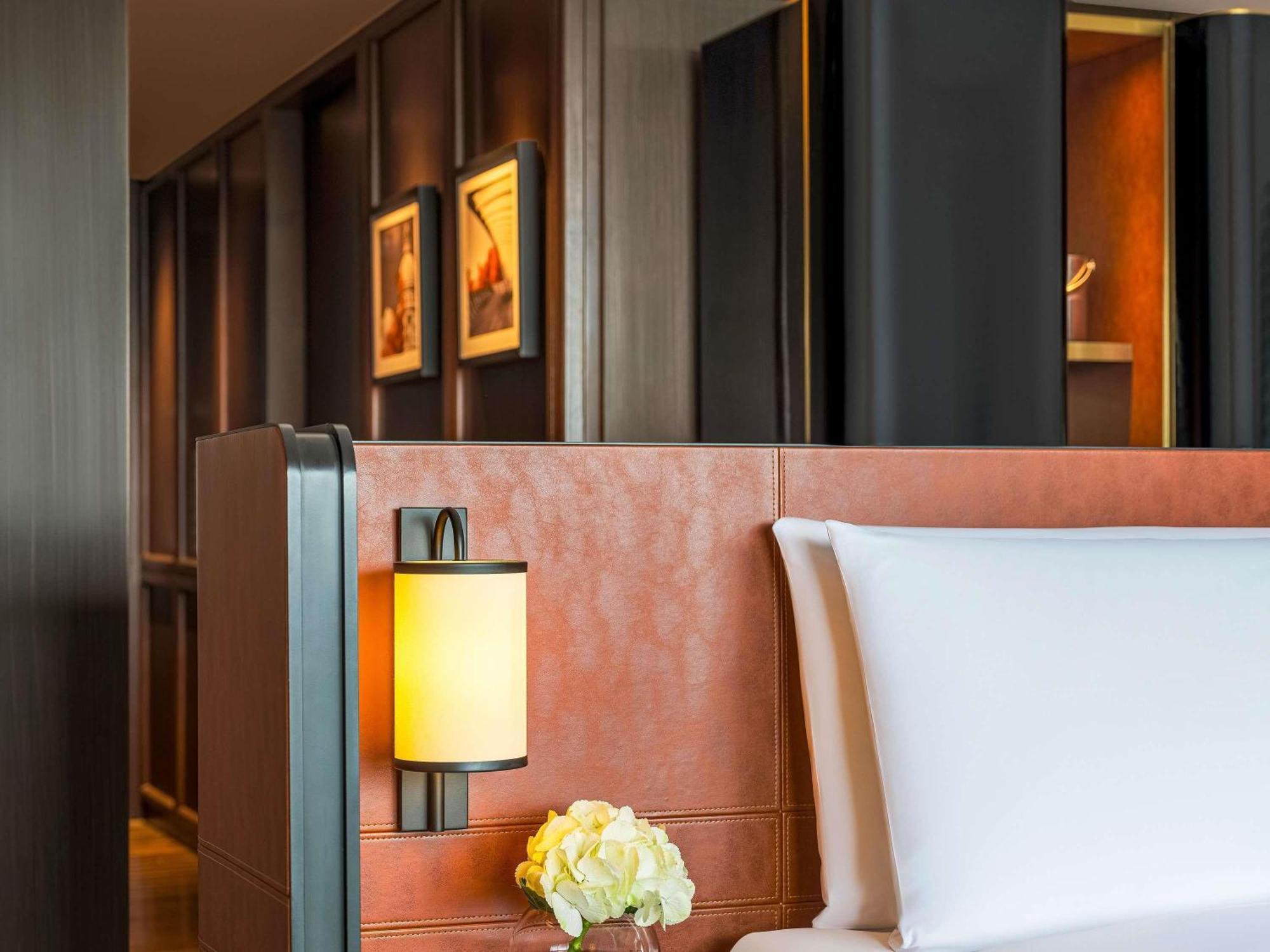 Fairmont Gold, 1 King, Balcony, Lounge Access,1717013057:JPEG