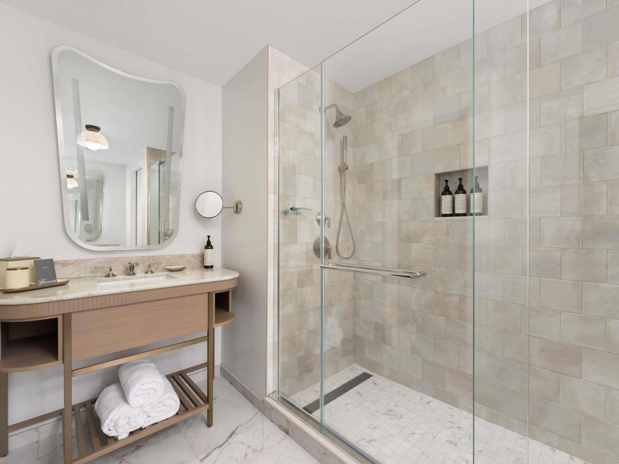 Fairmont Gold 1 King,1717019229:JPEG