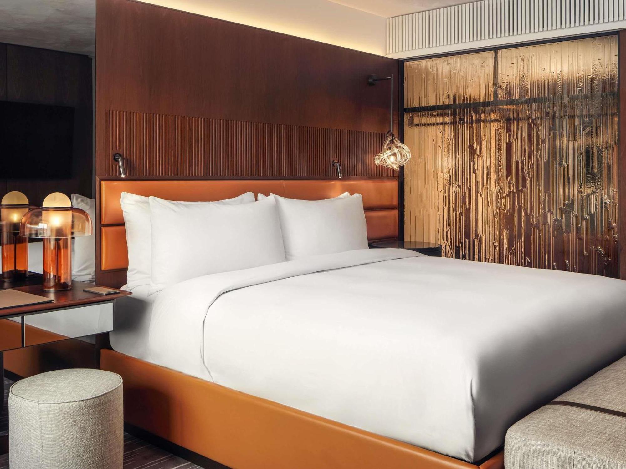 Deluxe King Room with River View,1717033244:JPEG