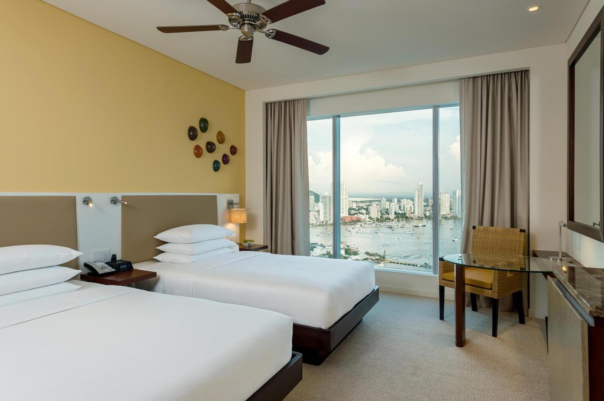 Double Room with Two Double Beds and Ocean View - Club Access