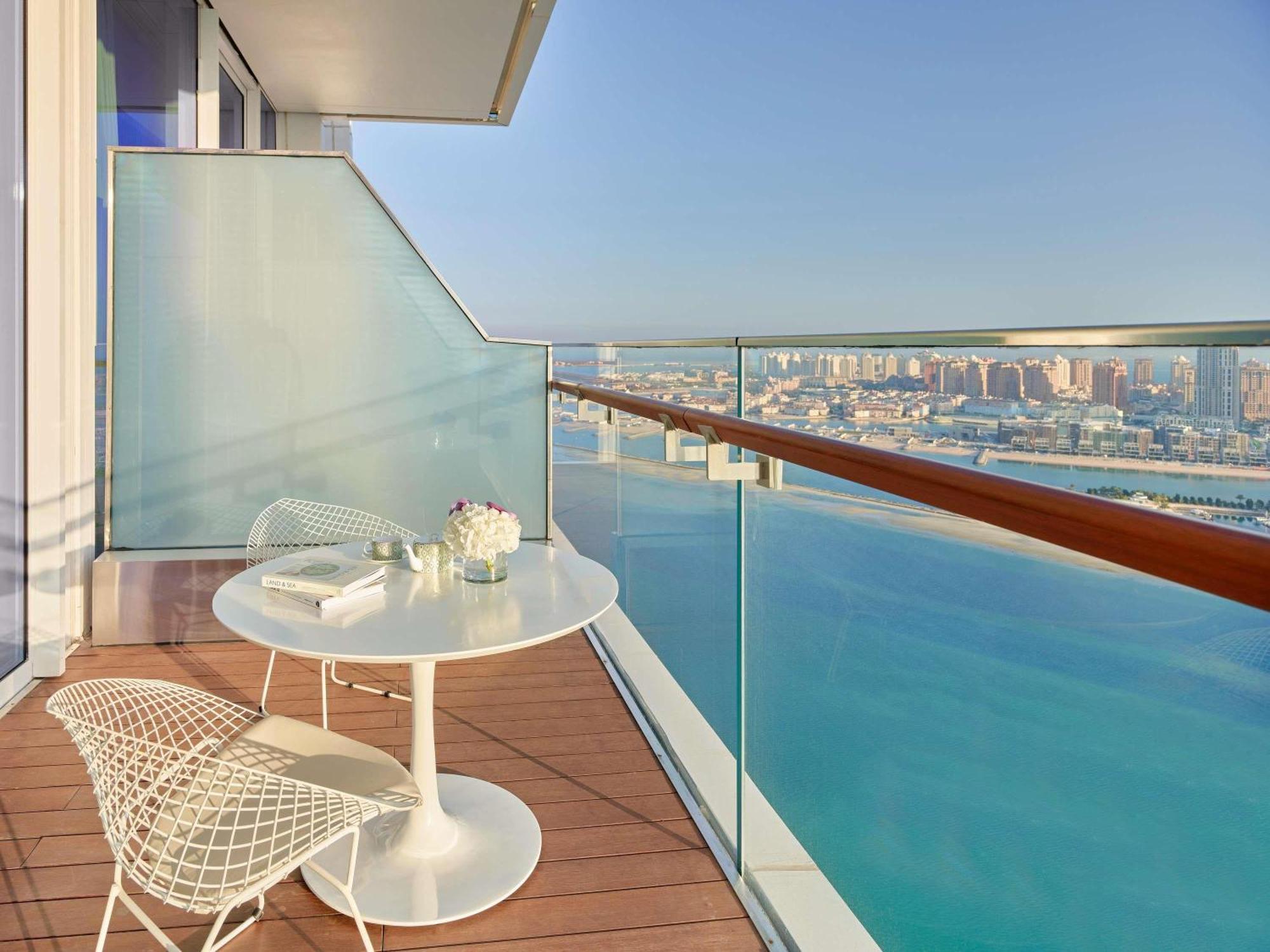 Premier King Room with Balcony and Sea View