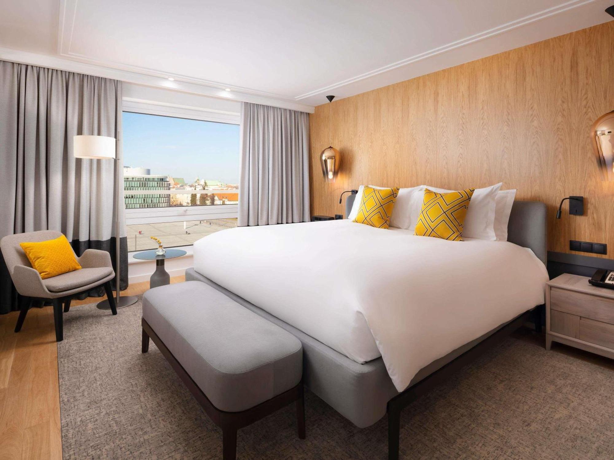 Opera King Suite